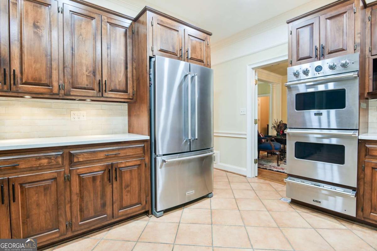 101 Middleton Court Property Photo 11
