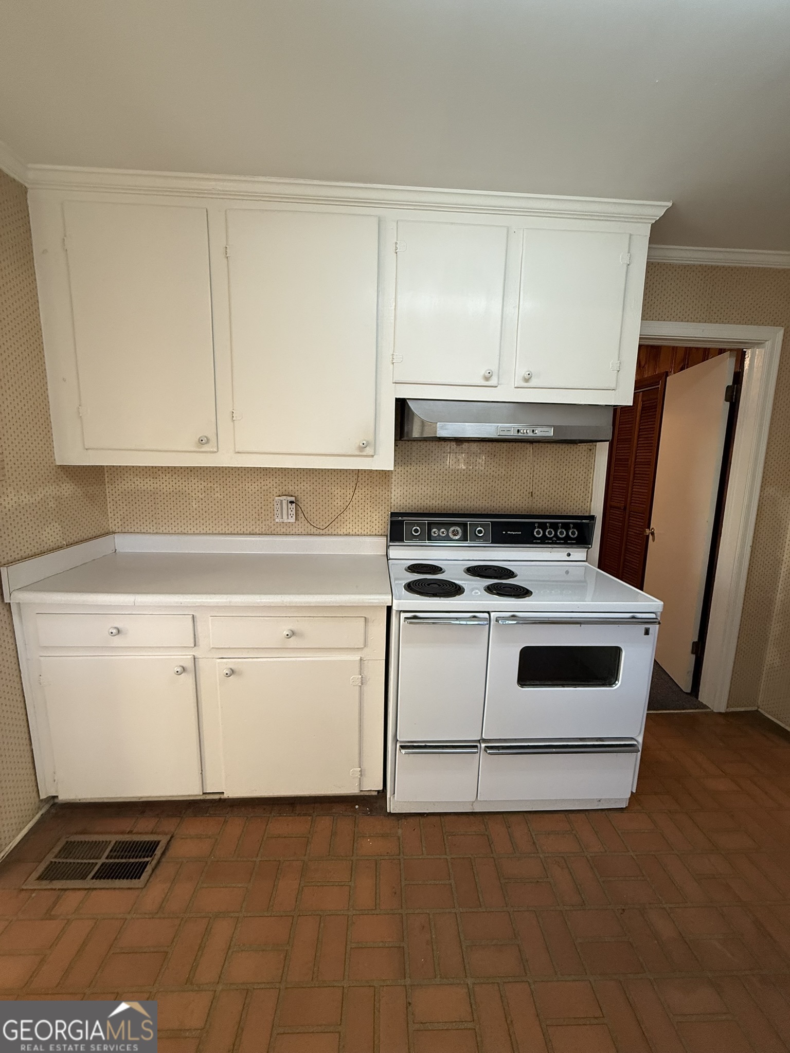 109 Vernon Street Property Photo 33