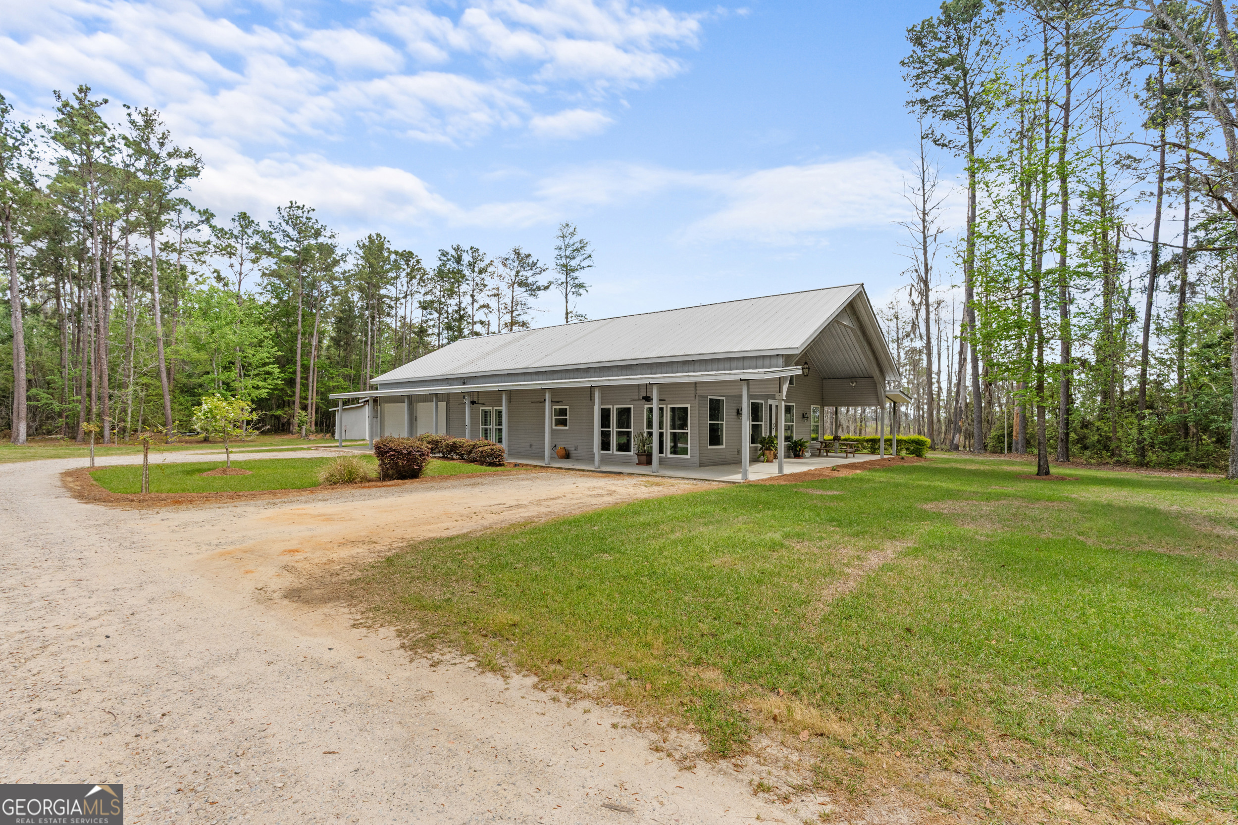 2200 Kennedy Pond Road Property Photo 5