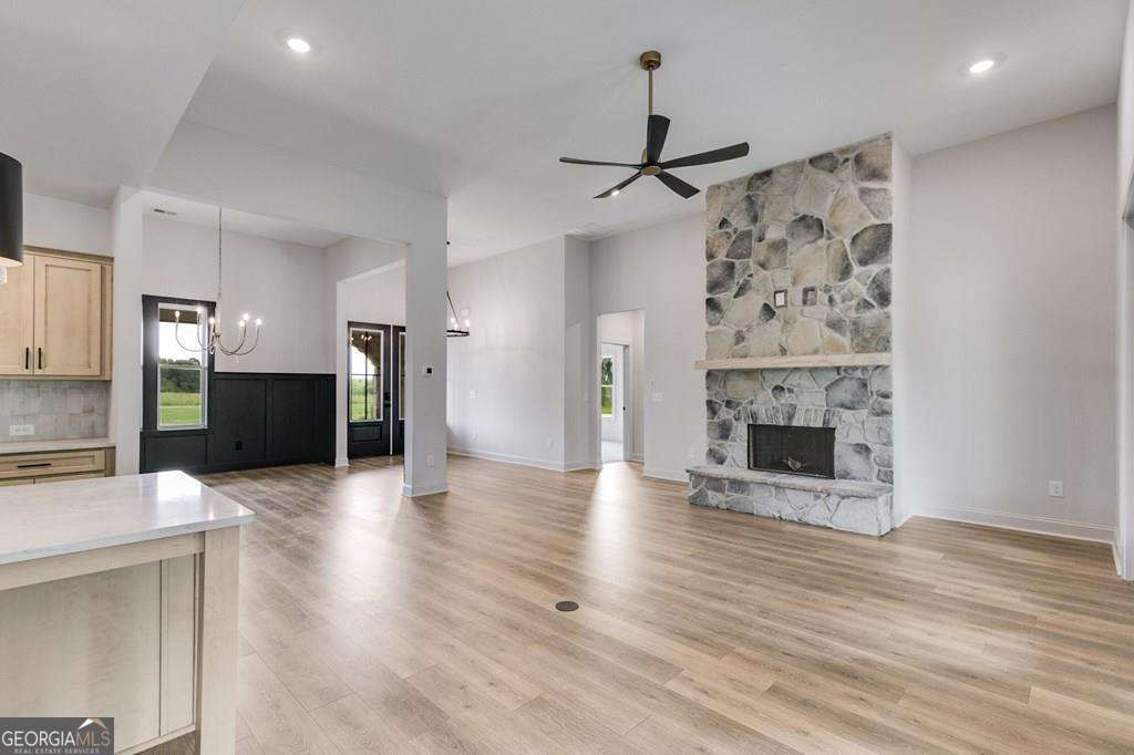 728 Lake Circle Road Property Photo 11