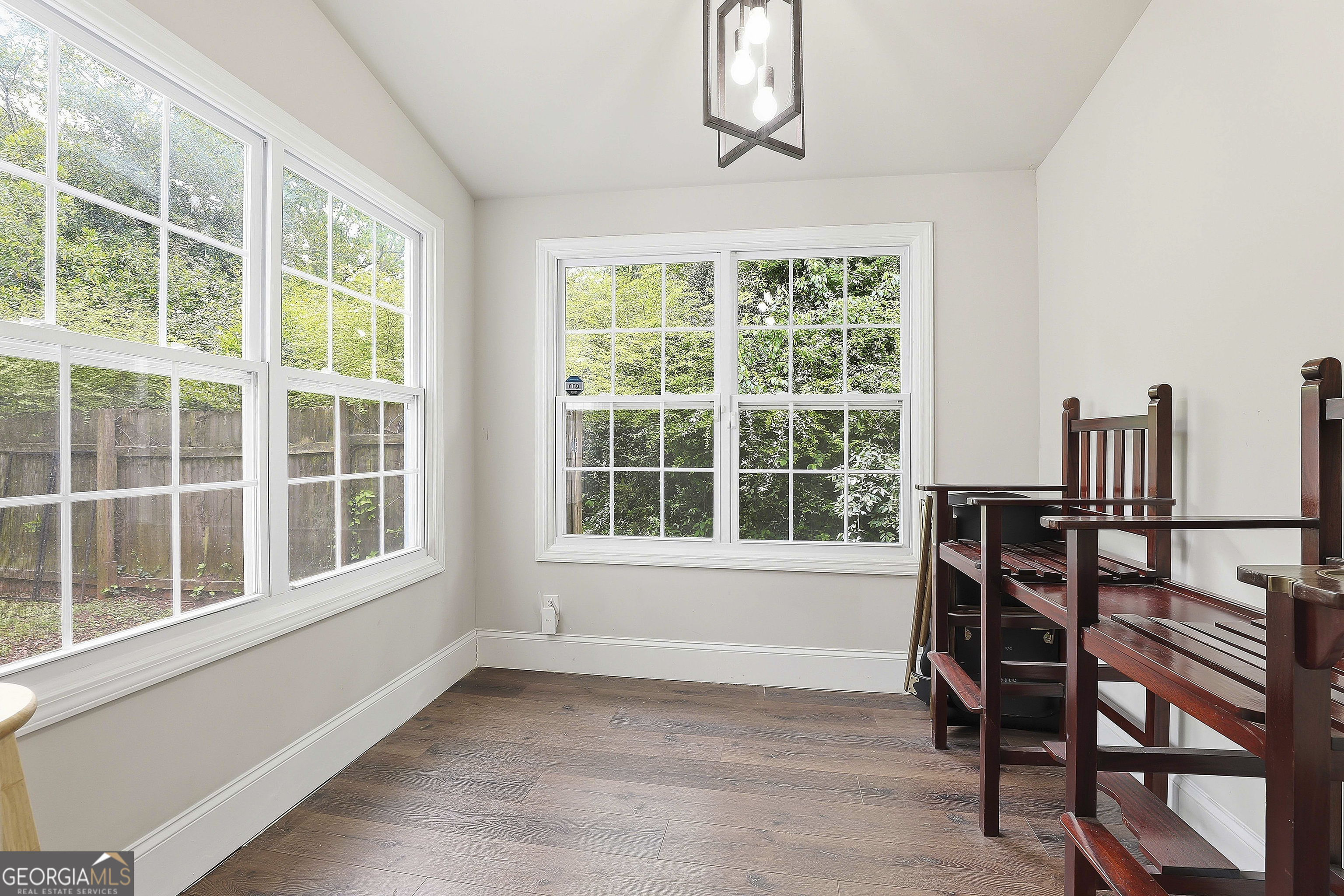 21 Smith Street Property Photo 19