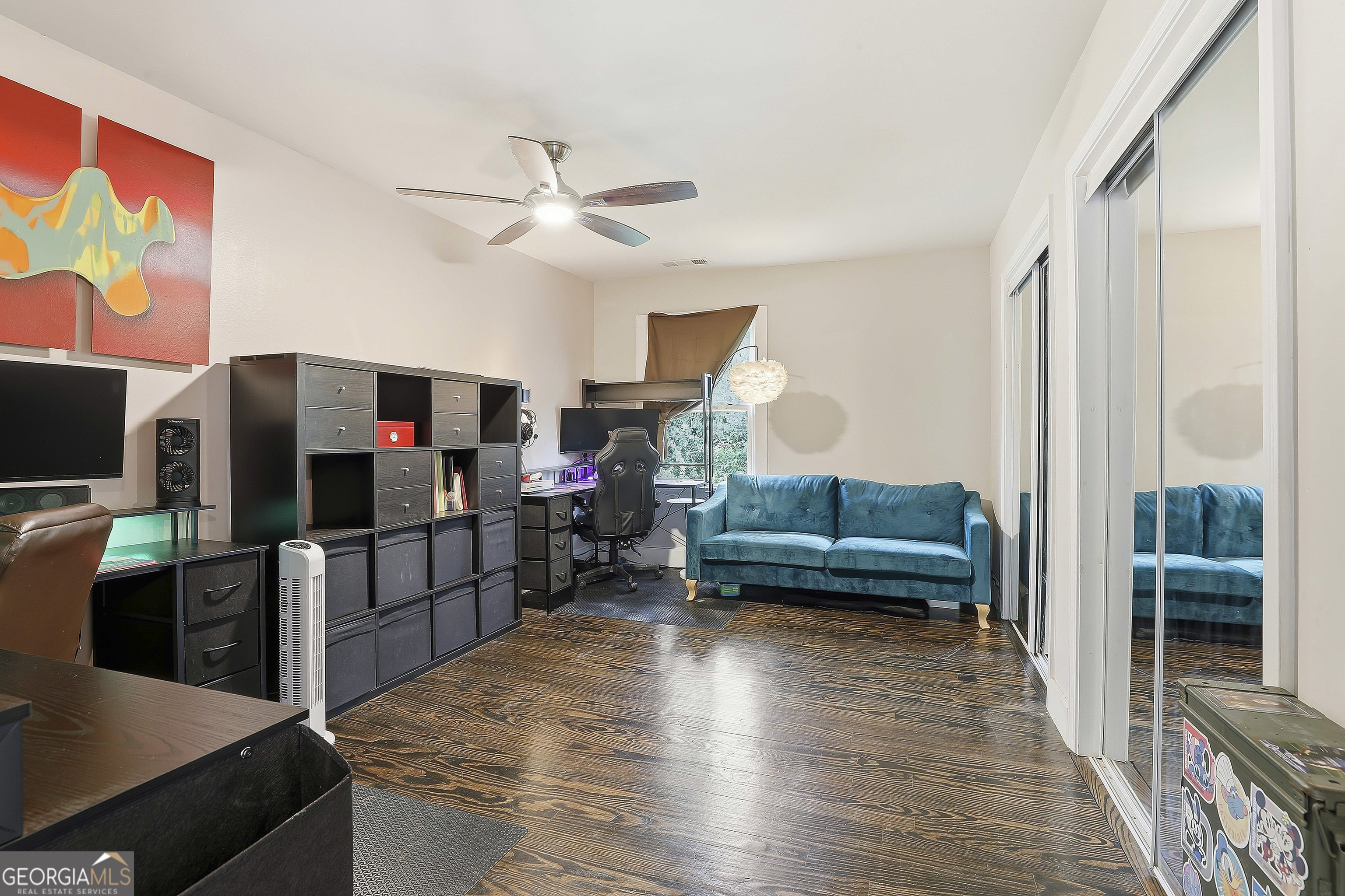 21 Smith Street Property Photo 35