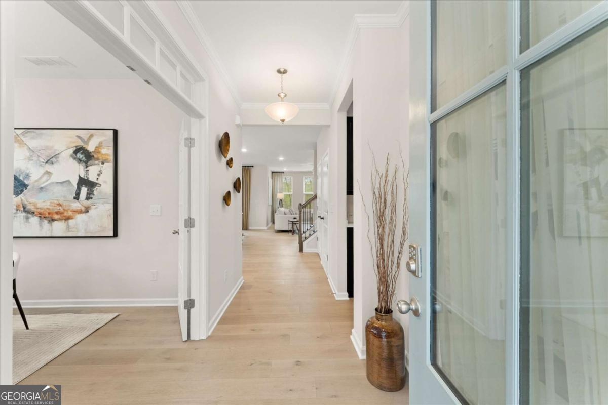 15 Lakeside Way Ne Property Photo 3