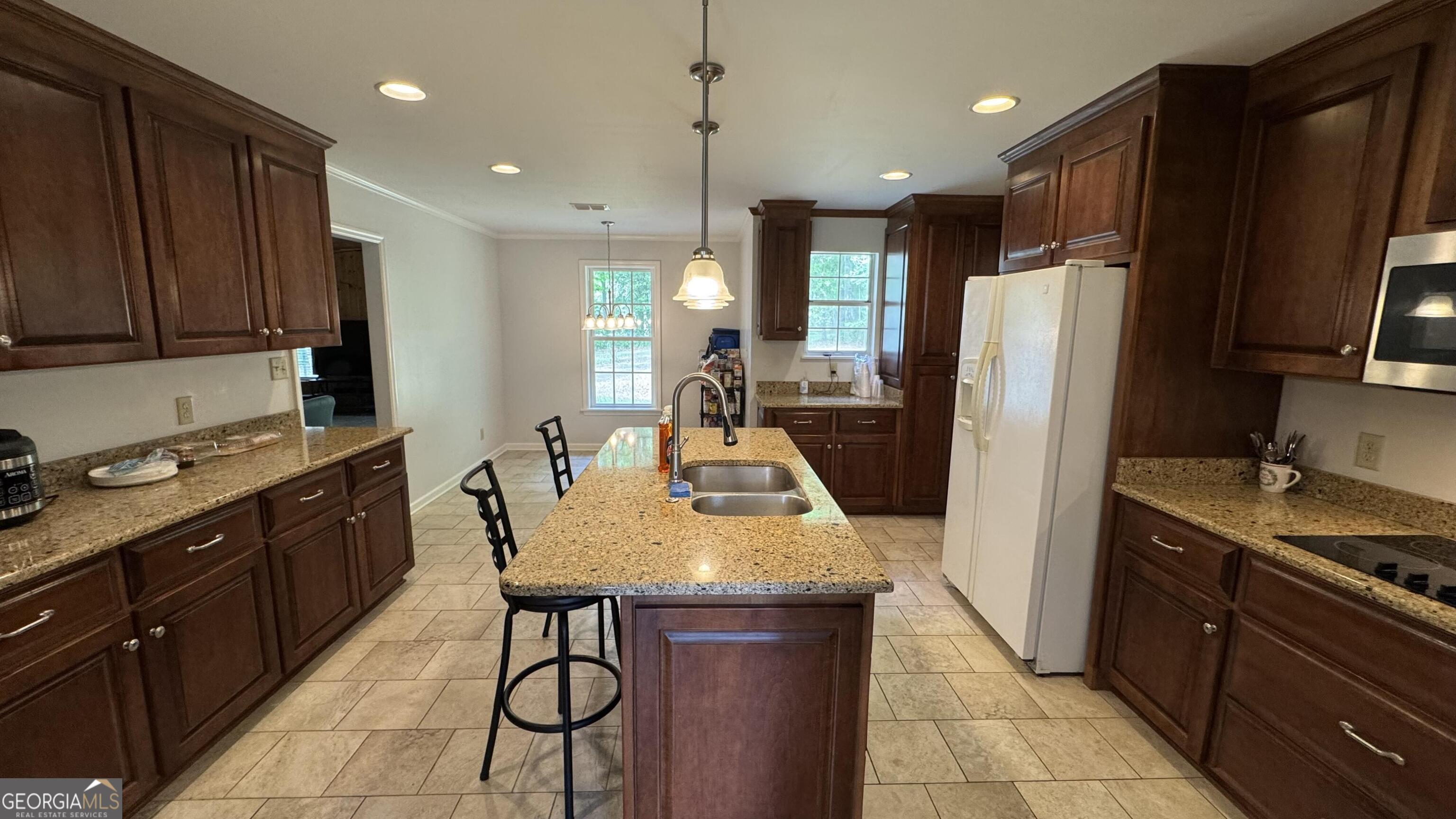 355 Summerhill Road Property Photo 10