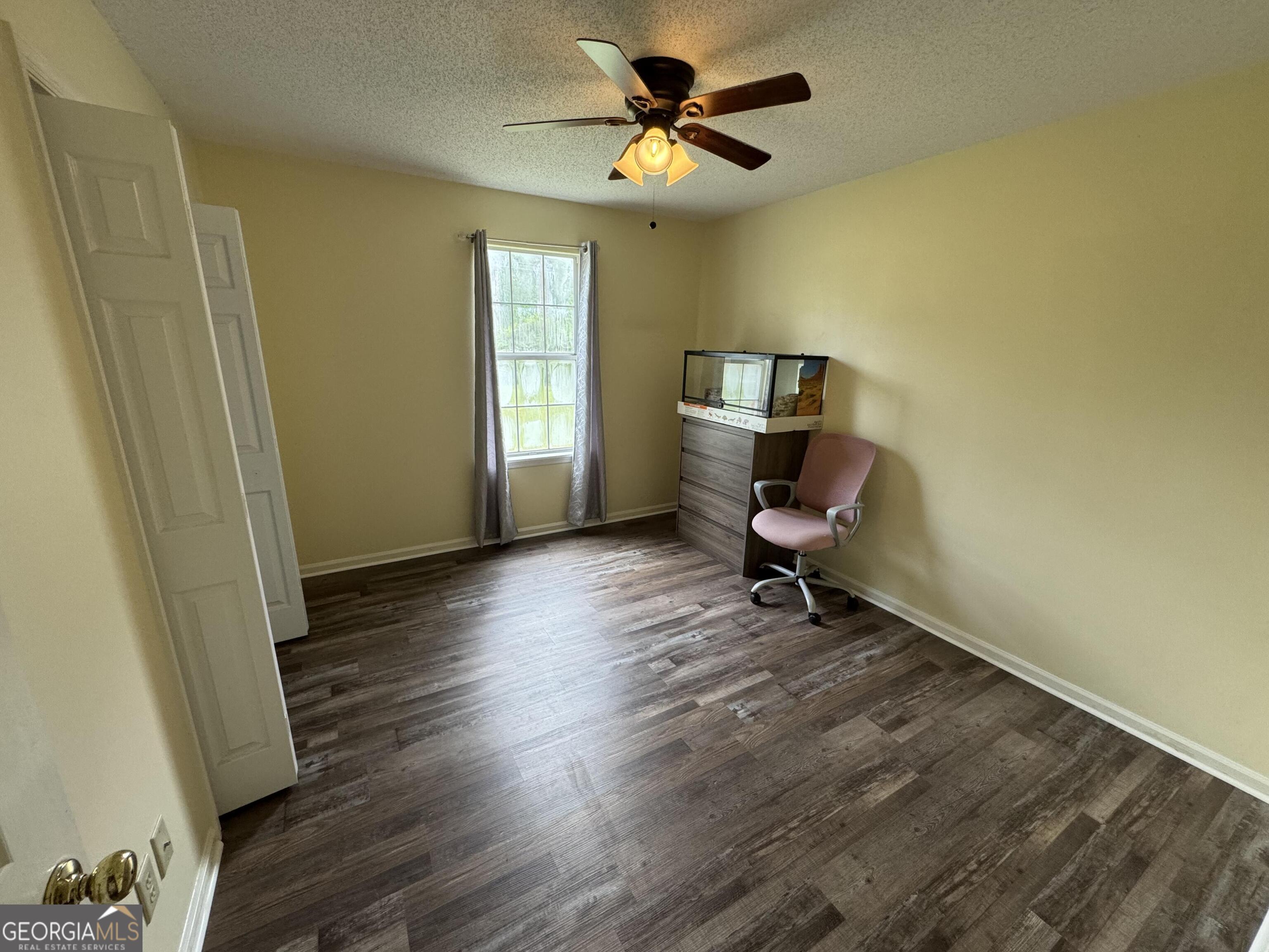 355 Summerhill Road Property Photo 33