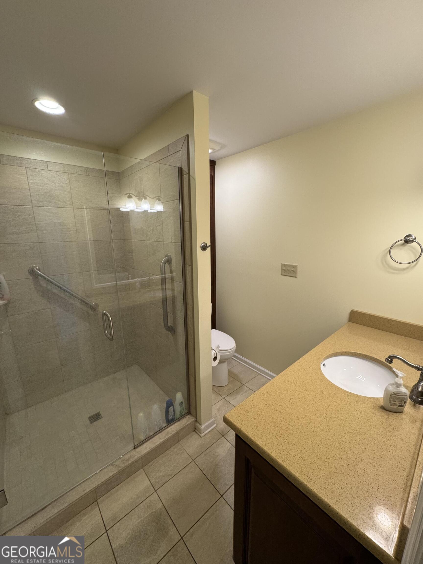 355 Summerhill Road Property Photo 35