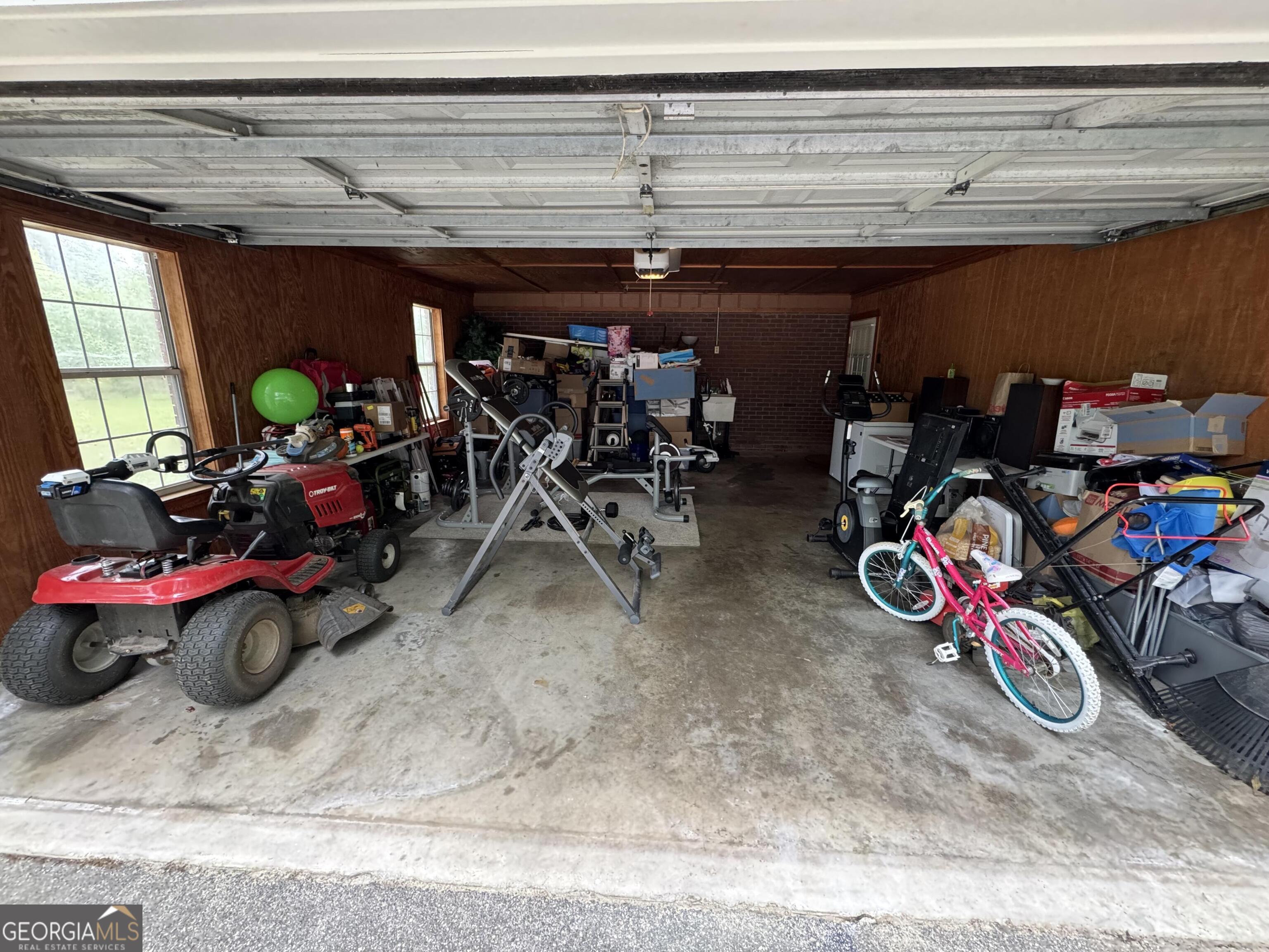 355 Summerhill Road Property Photo 50