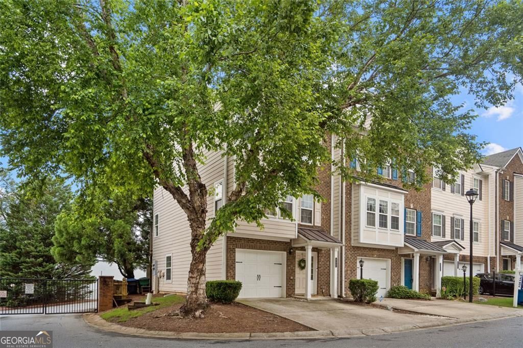 632 Plaza Park Walk Se # 632 Property Photo 2