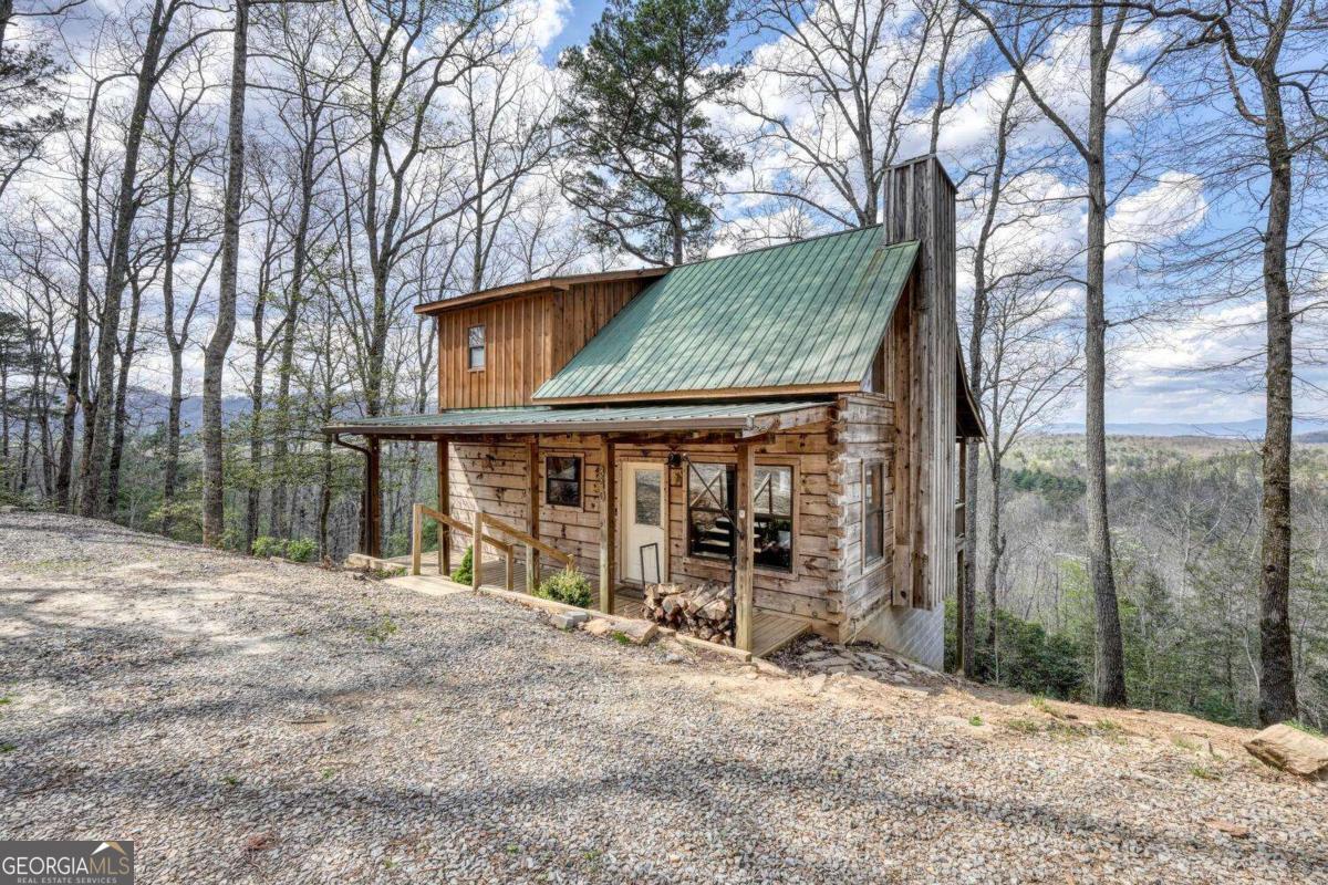 340 Mountain Top Drive Property Photo 1