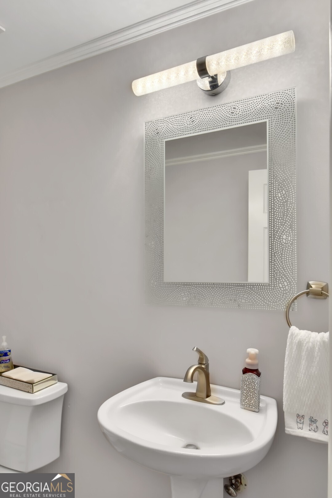530 Clement Circle Property Photo 7