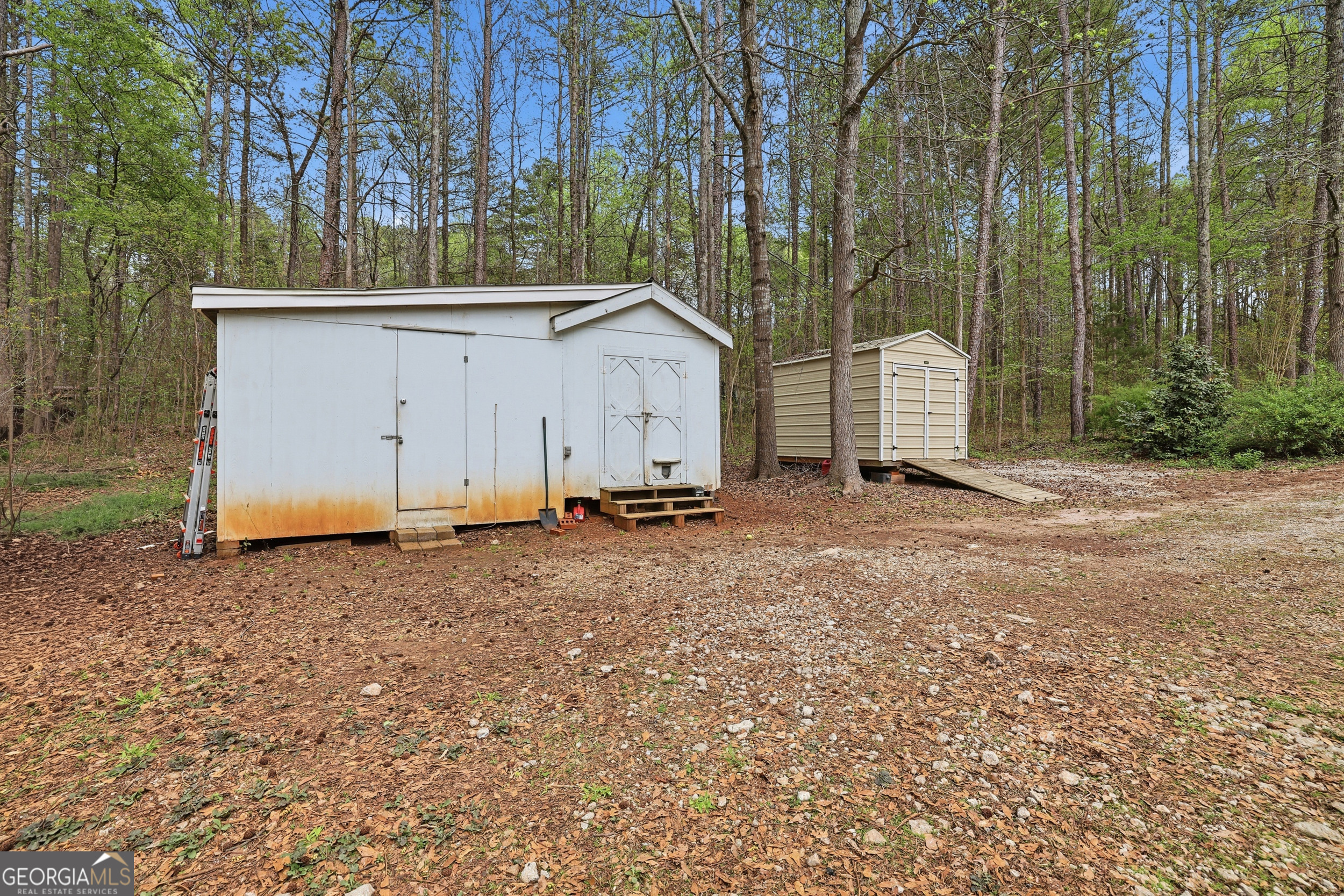 2529 Mcfarlin Bridge Road Property Photo 5