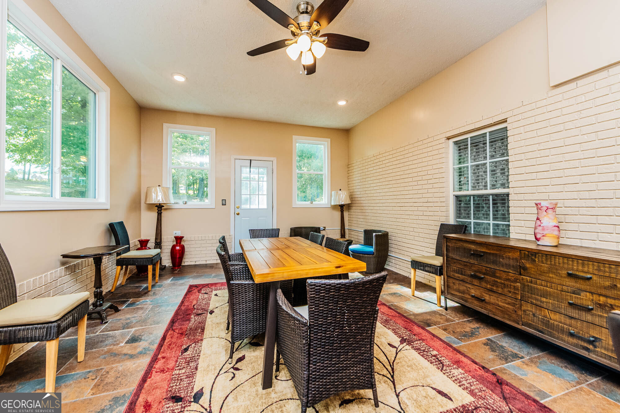204 Aspen Court Property Photo 41