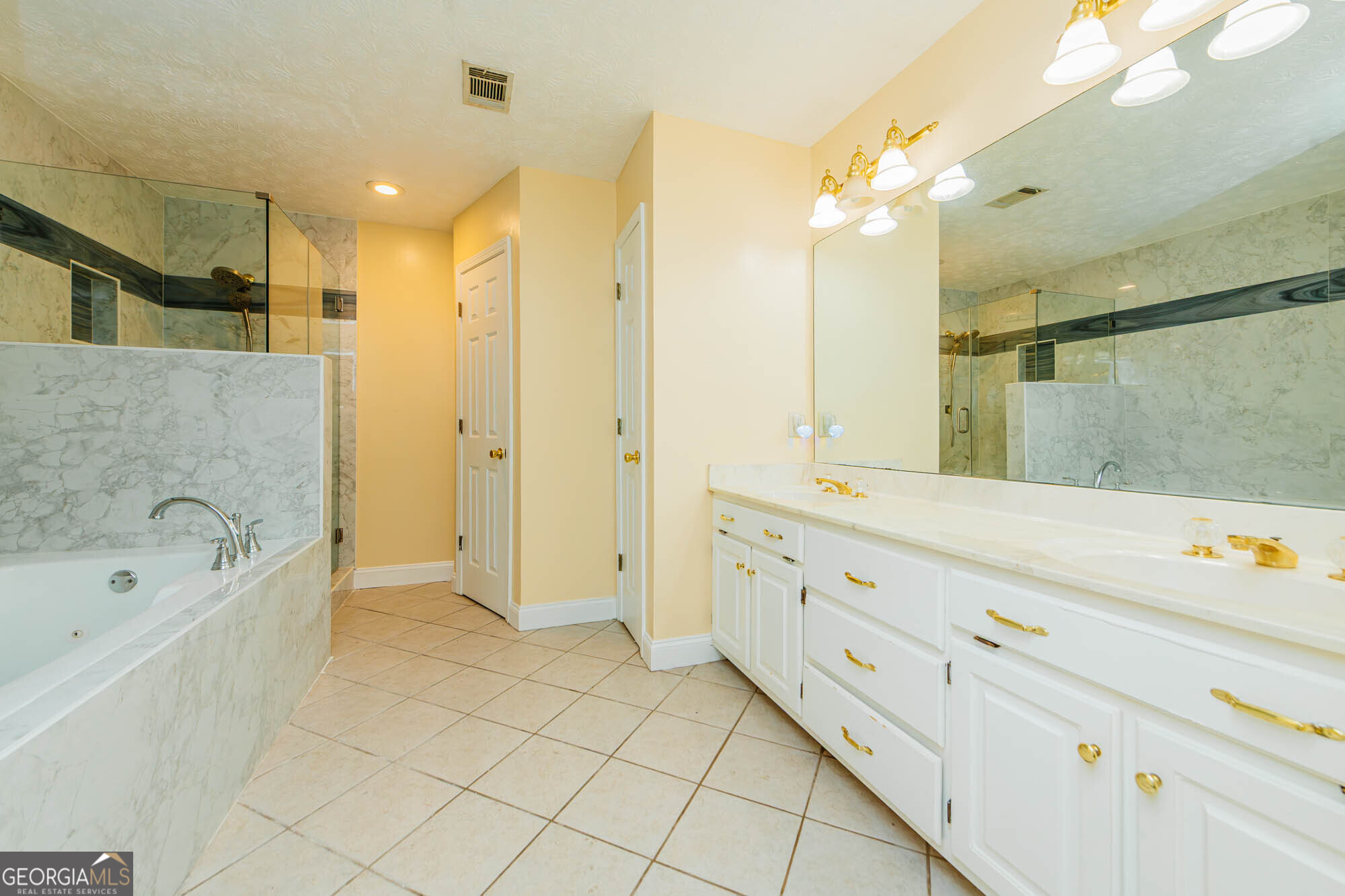 204 Aspen Court Property Photo 47