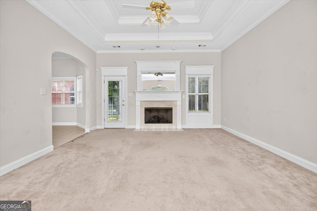 214 Knob Hill Drive Property Photo 11