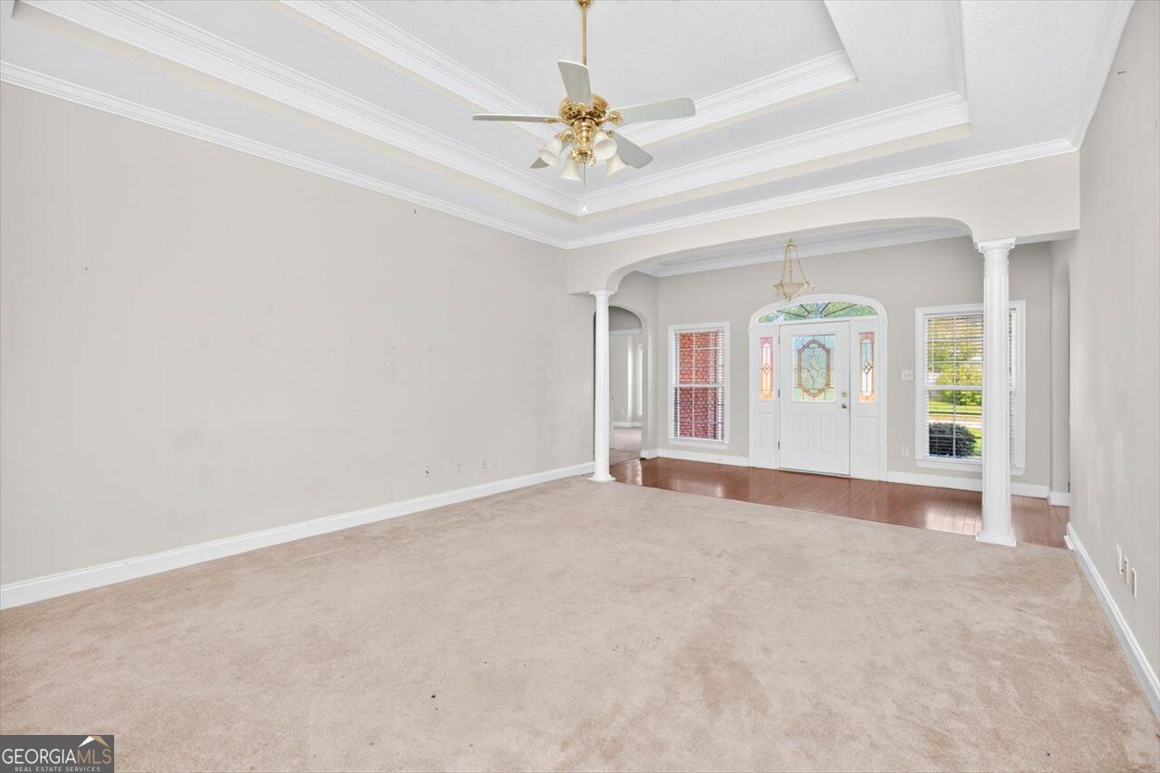 214 Knob Hill Drive Property Photo 14