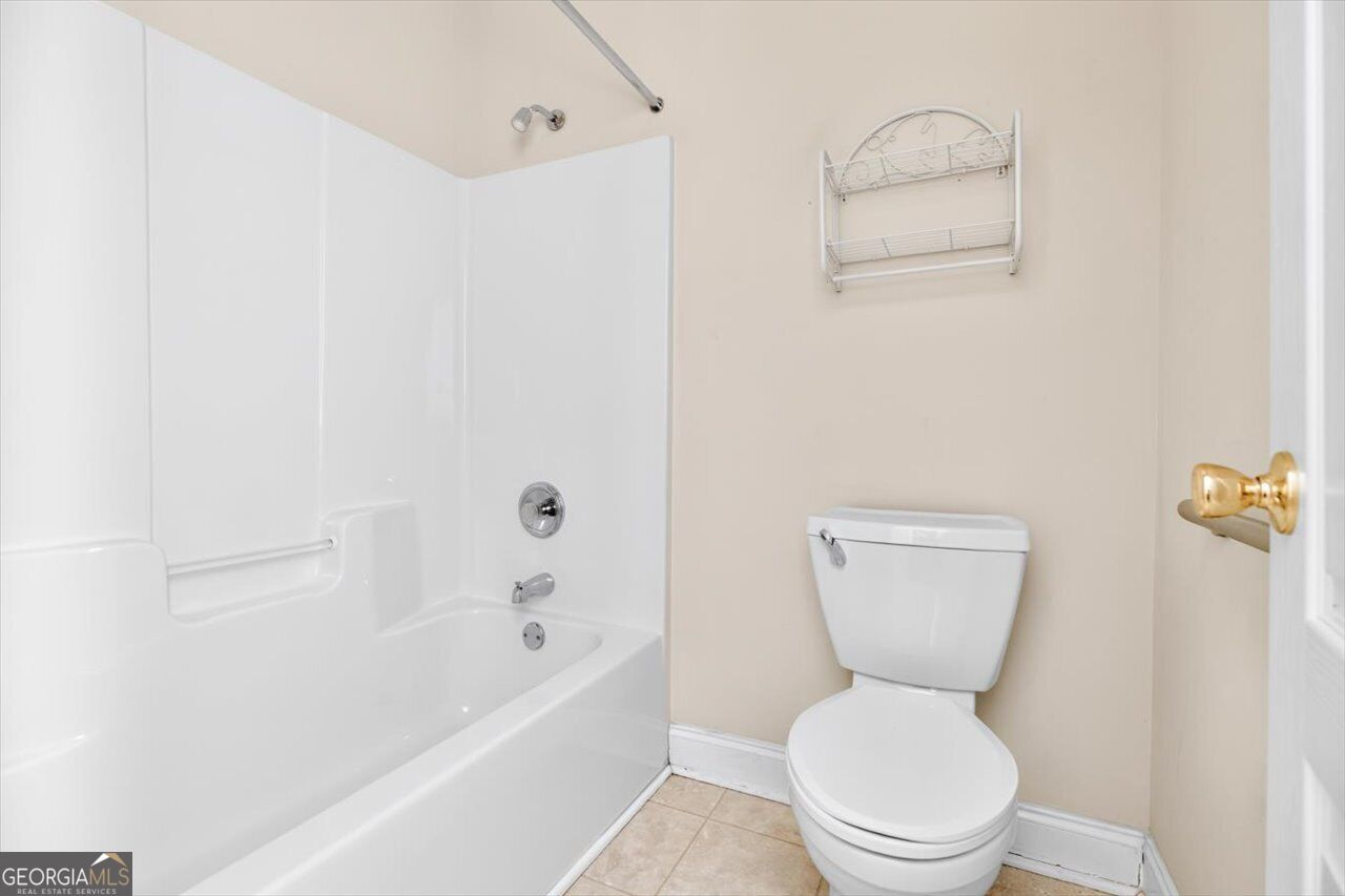 214 Knob Hill Drive Property Photo 41