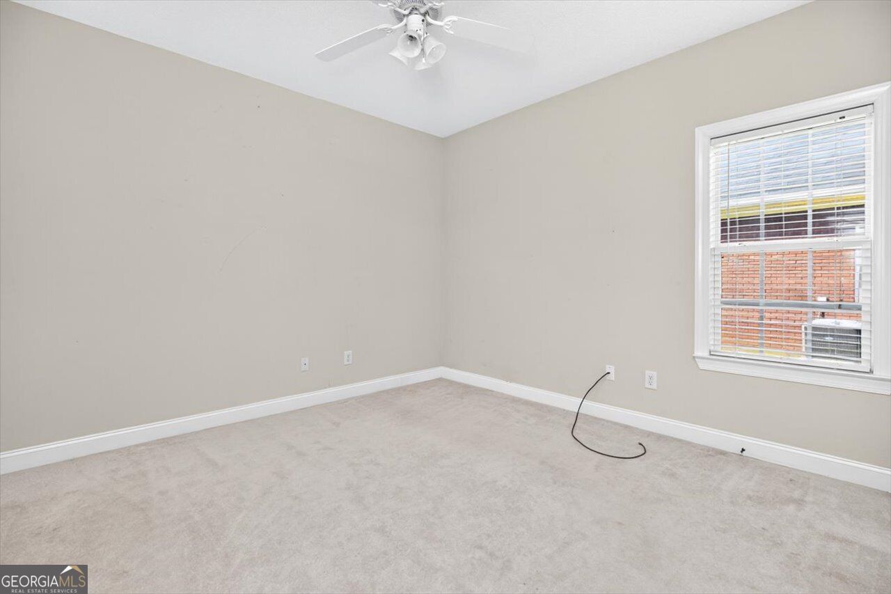 214 Knob Hill Drive Property Photo 42