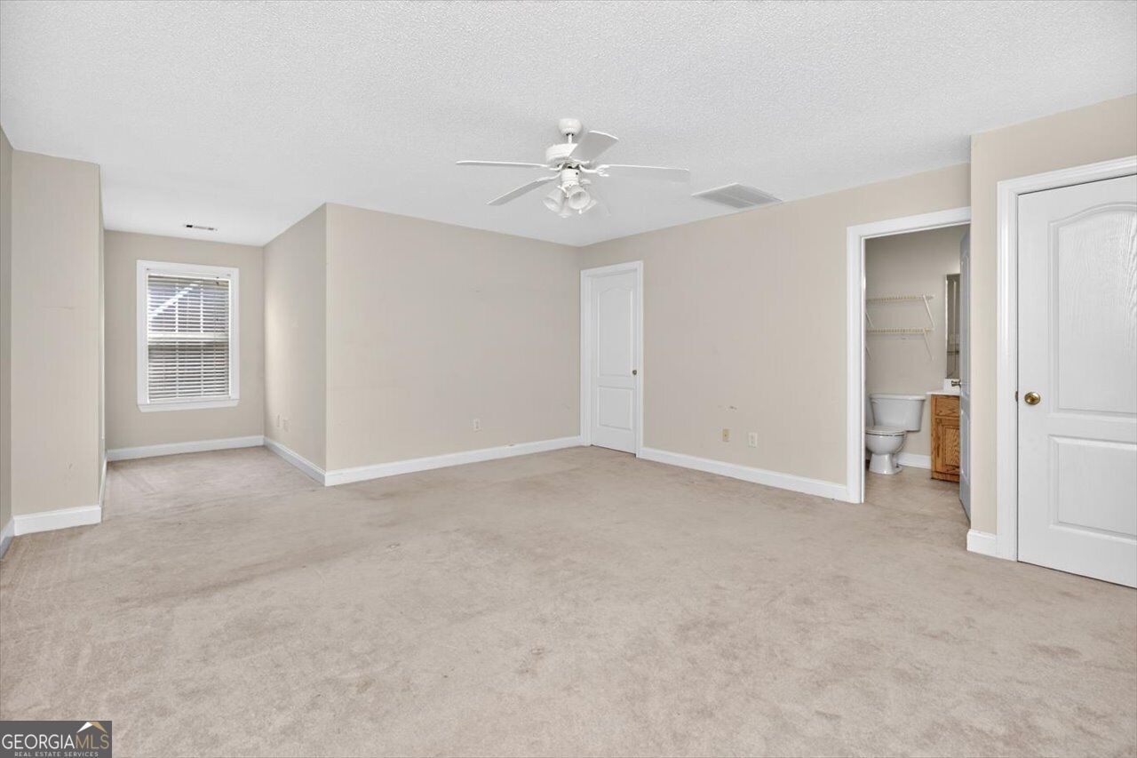 214 Knob Hill Drive Property Photo 44