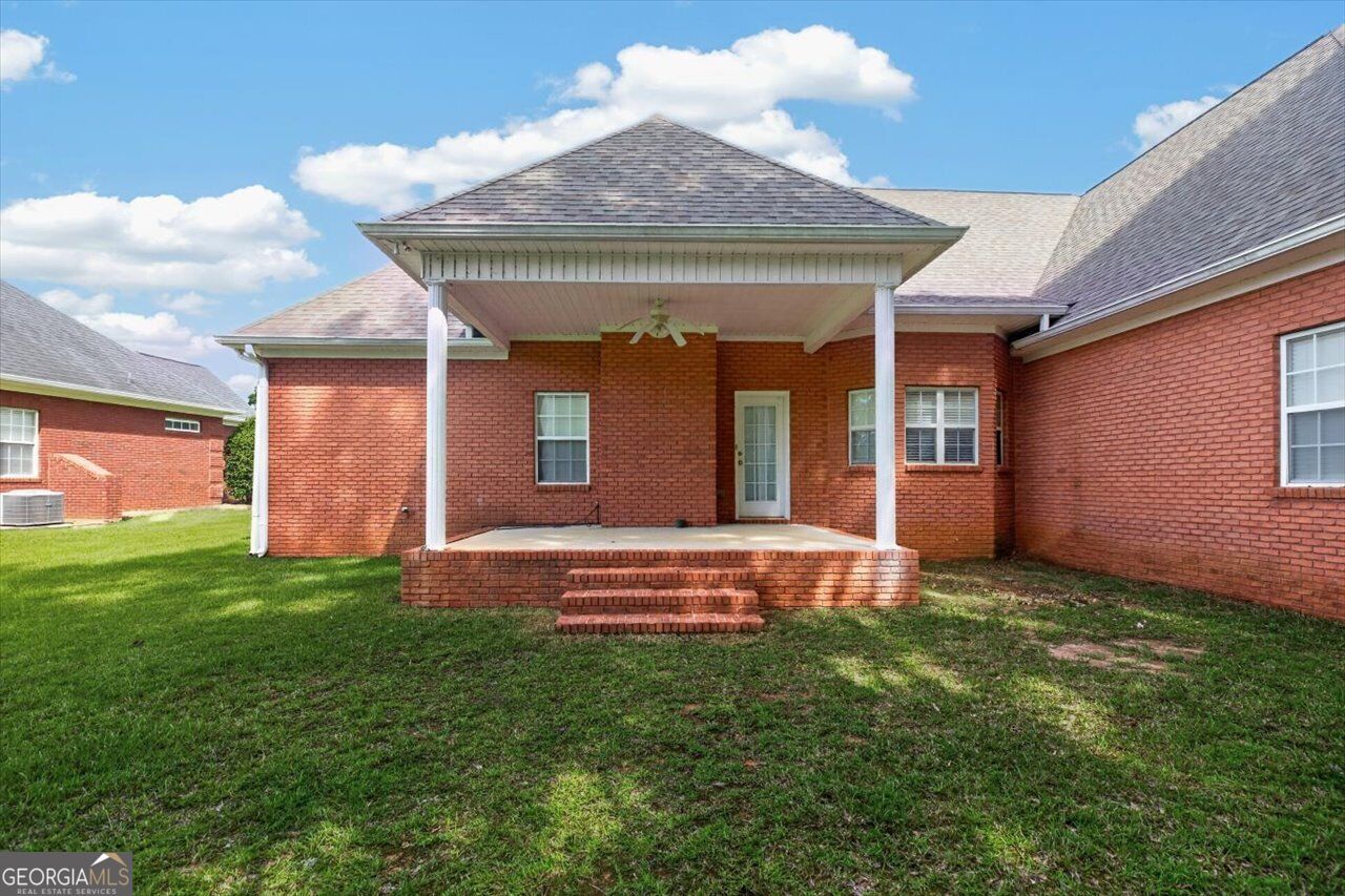 214 Knob Hill Drive Property Photo 48