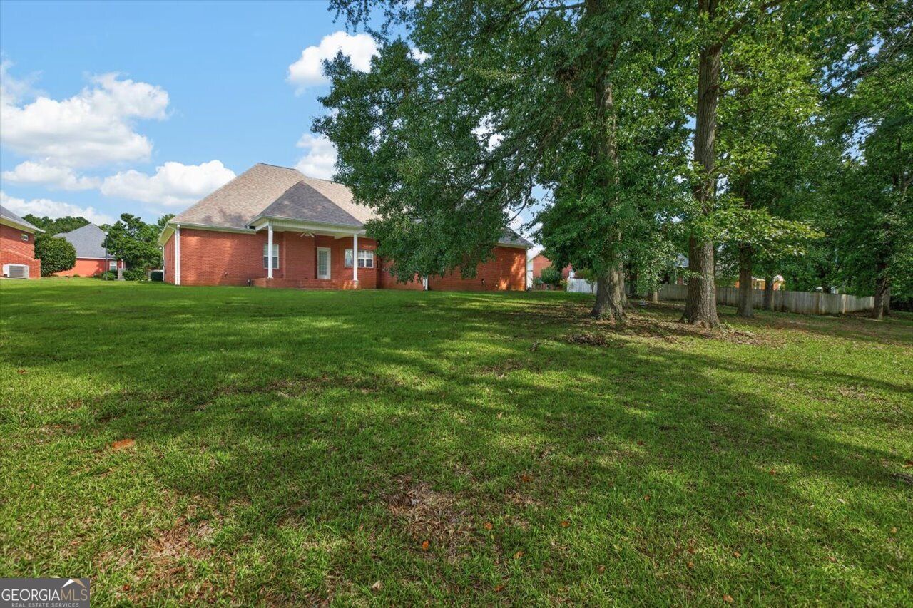 214 Knob Hill Drive Property Photo 51
