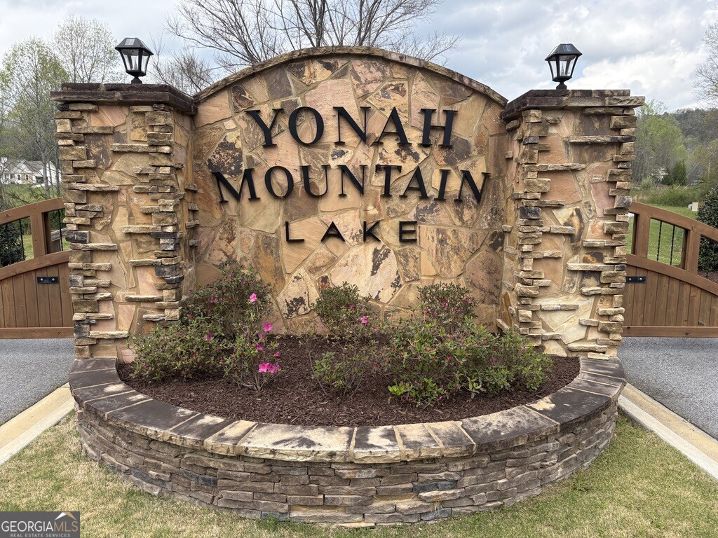 21 Yonah Lake Drive Property Photo 1