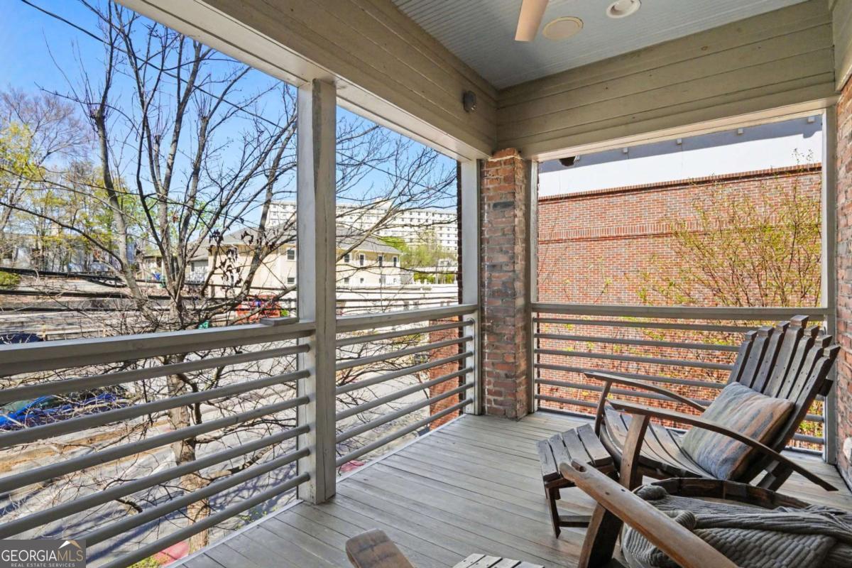 119 E Maple Street Property Photo 48