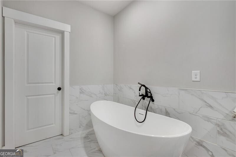 1 Ewing Way Property Photo 30