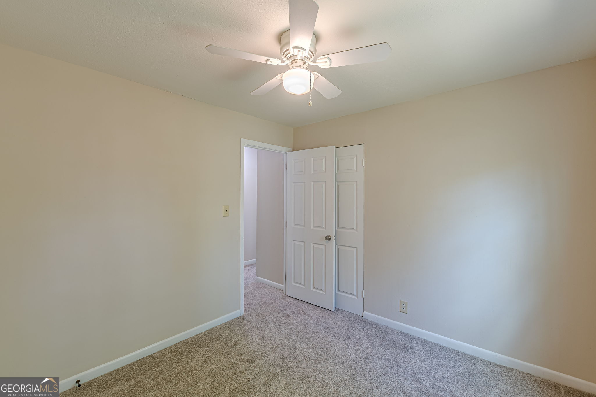 258 Toni Place Se Property Photo 20
