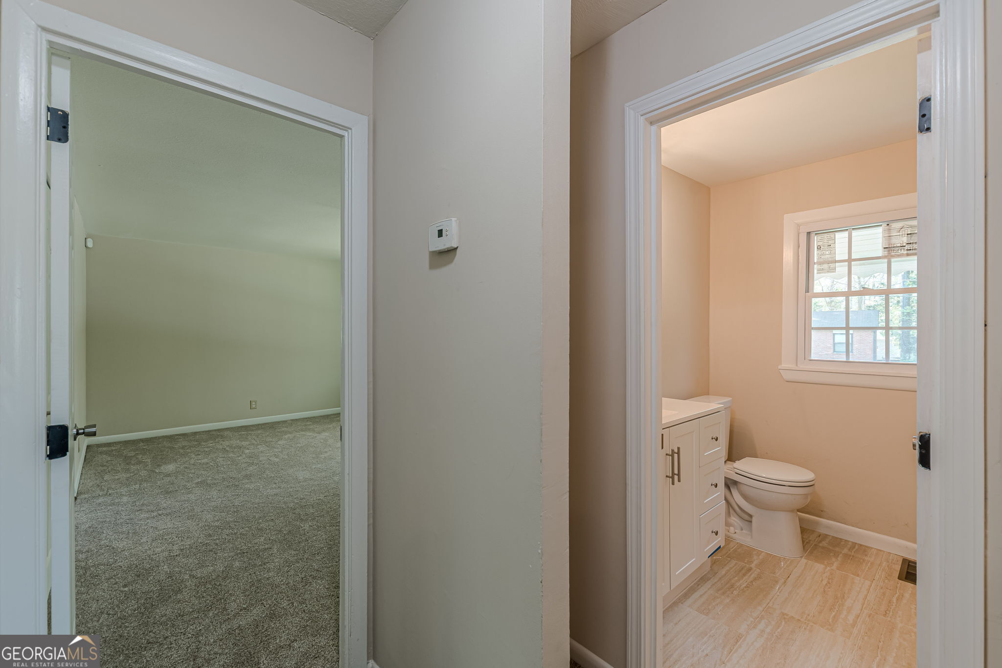 258 Toni Place Se Property Photo 25