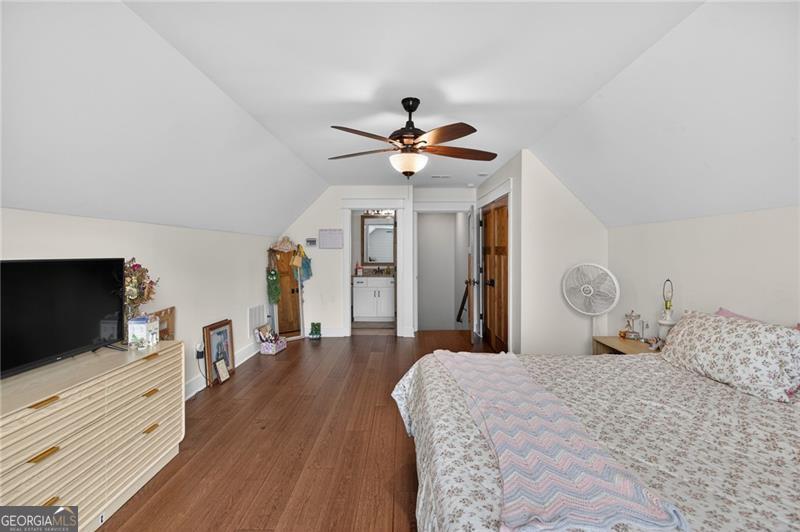 350 Taylor Path Property Photo 36