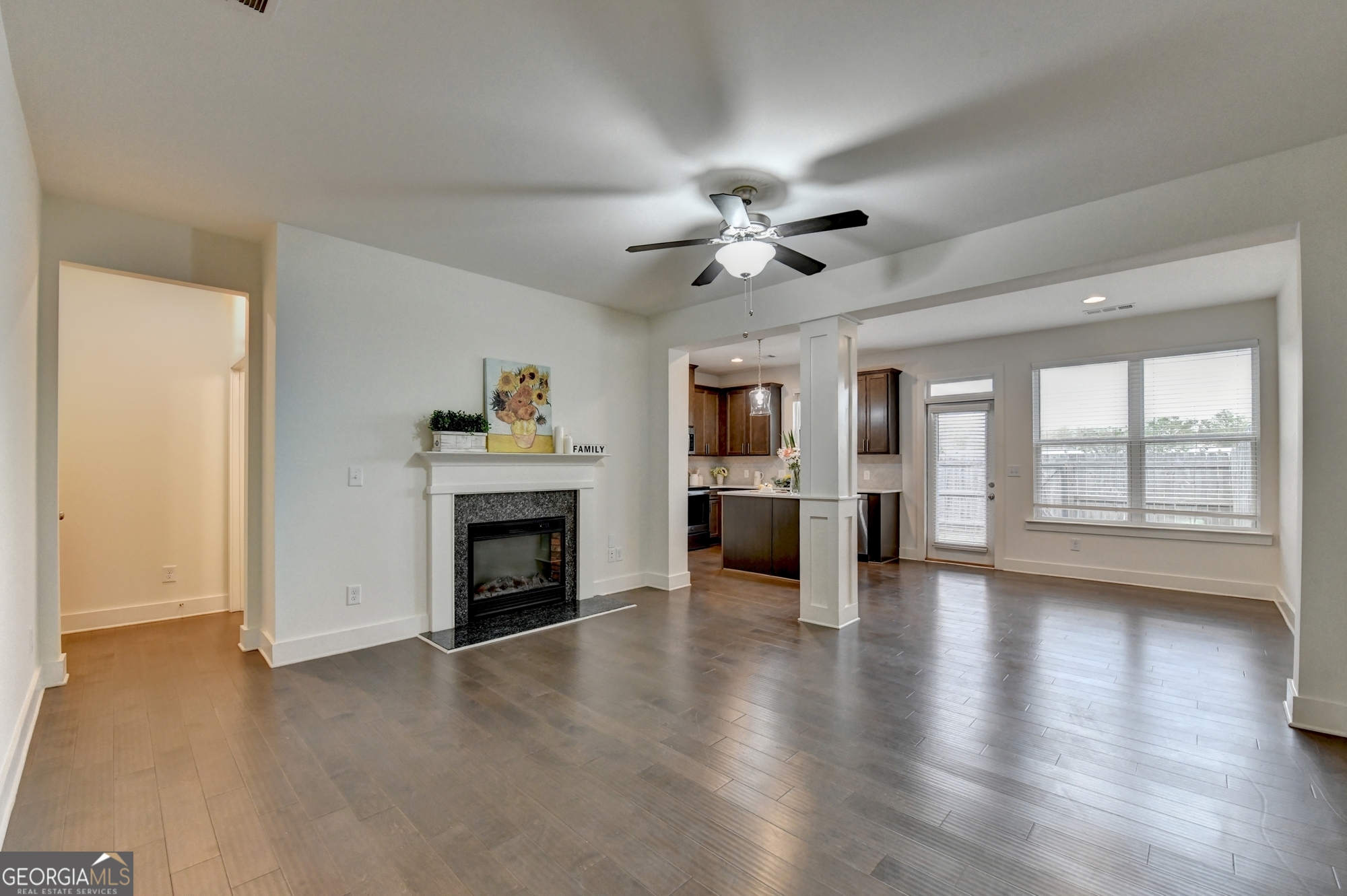 207 N Auburn Landing Place Property Photo 6