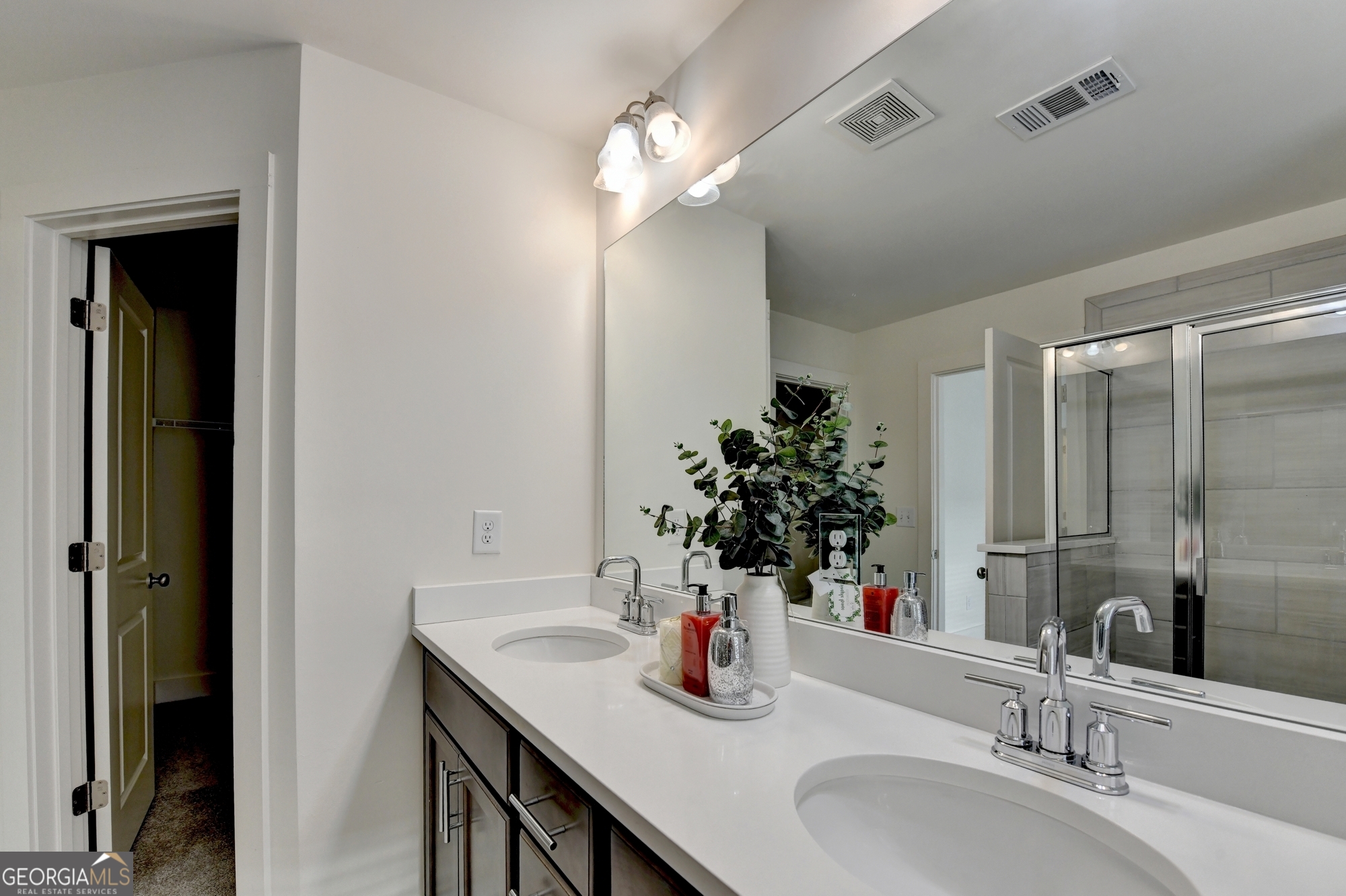 207 N Auburn Landing Place Property Photo 37