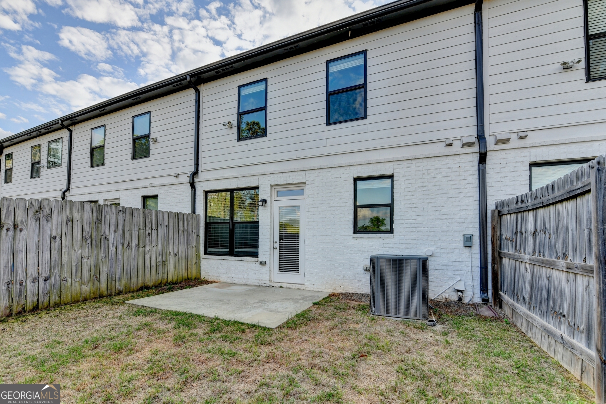 207 N Auburn Landing Place Property Photo 54