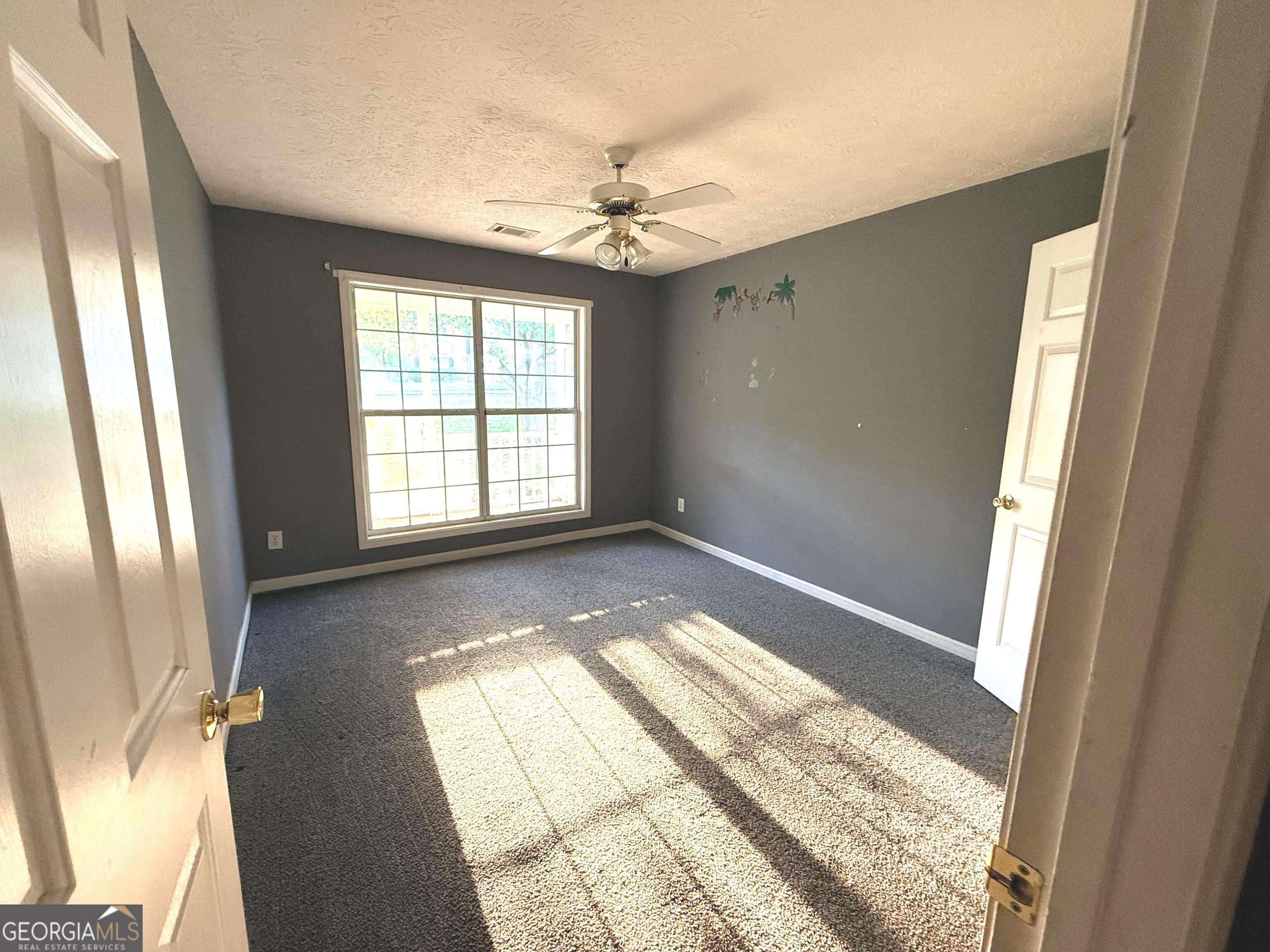 610 Autumn Leaf Circle Property Photo 13