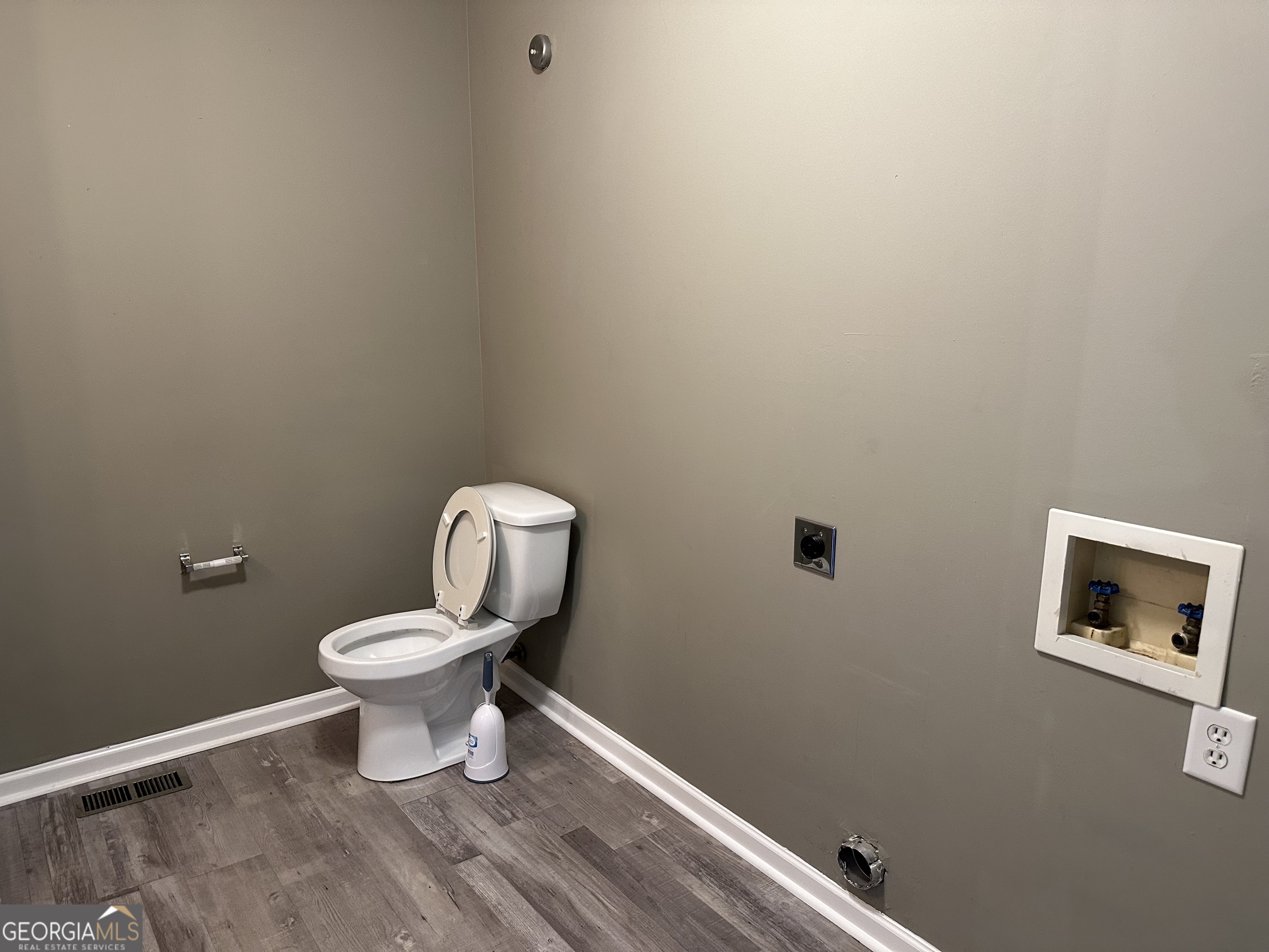 205 Maret Street Property Photo 24