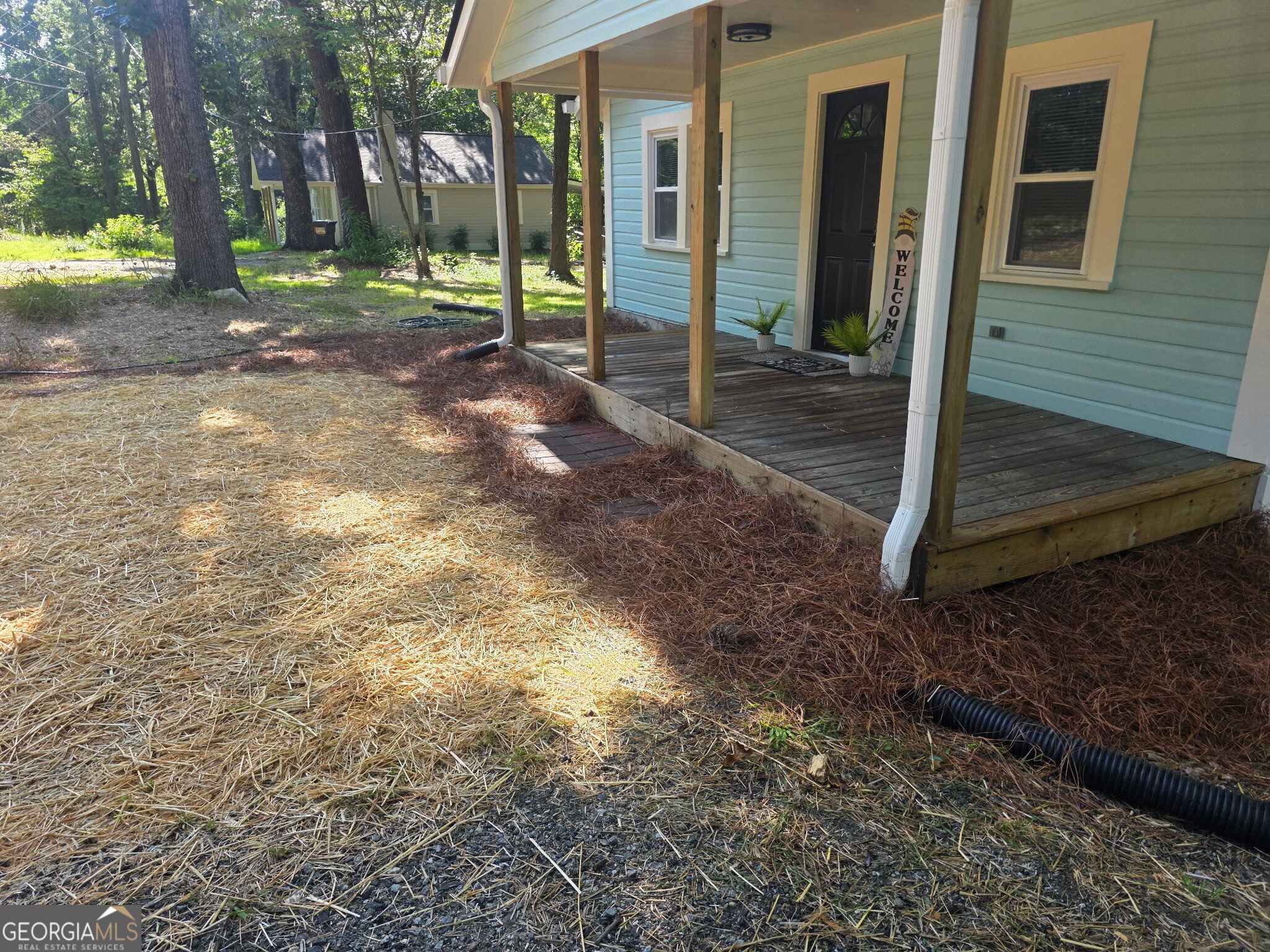 414 Wayside Lane Property Photo 2