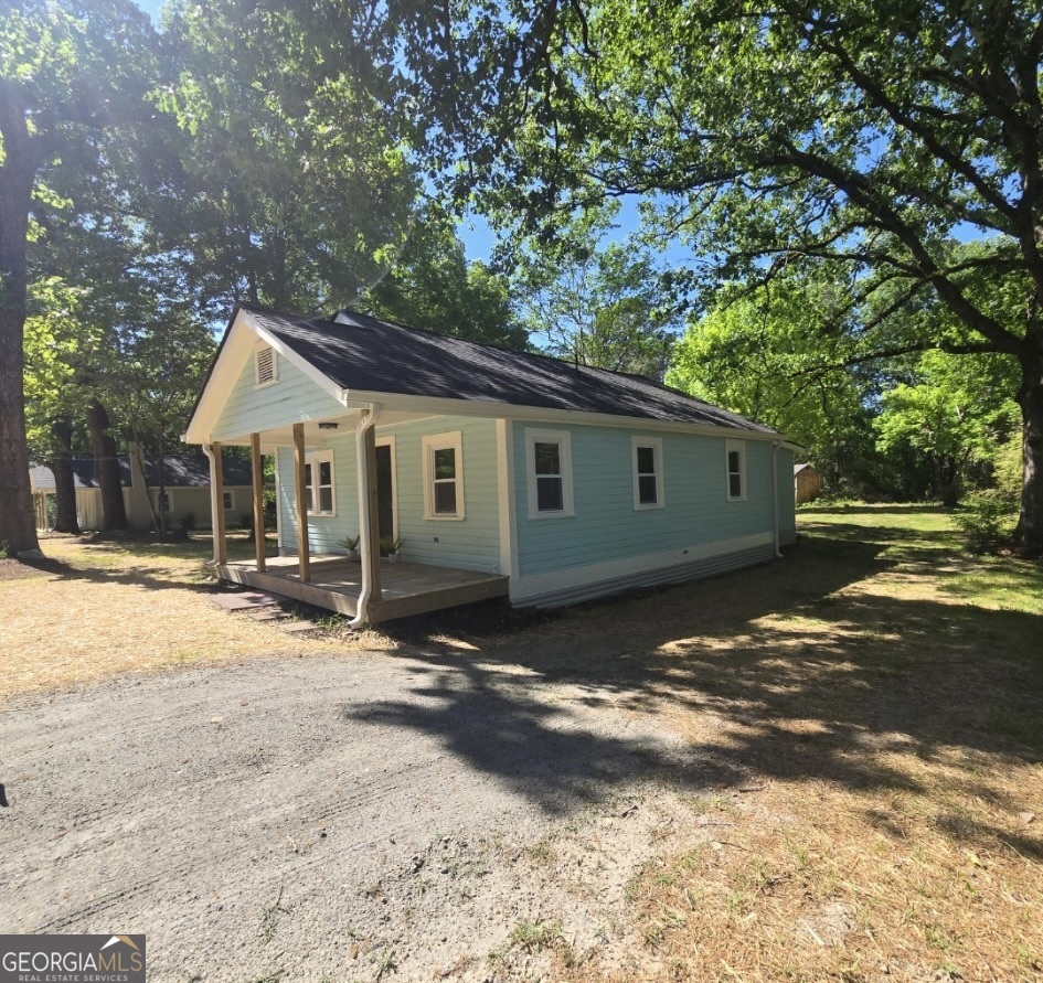 414 Wayside Lane Property Photo 5