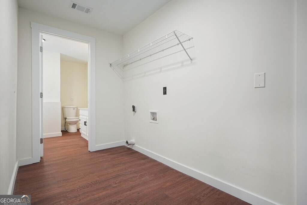 414 Wayside Lane Property Photo 27