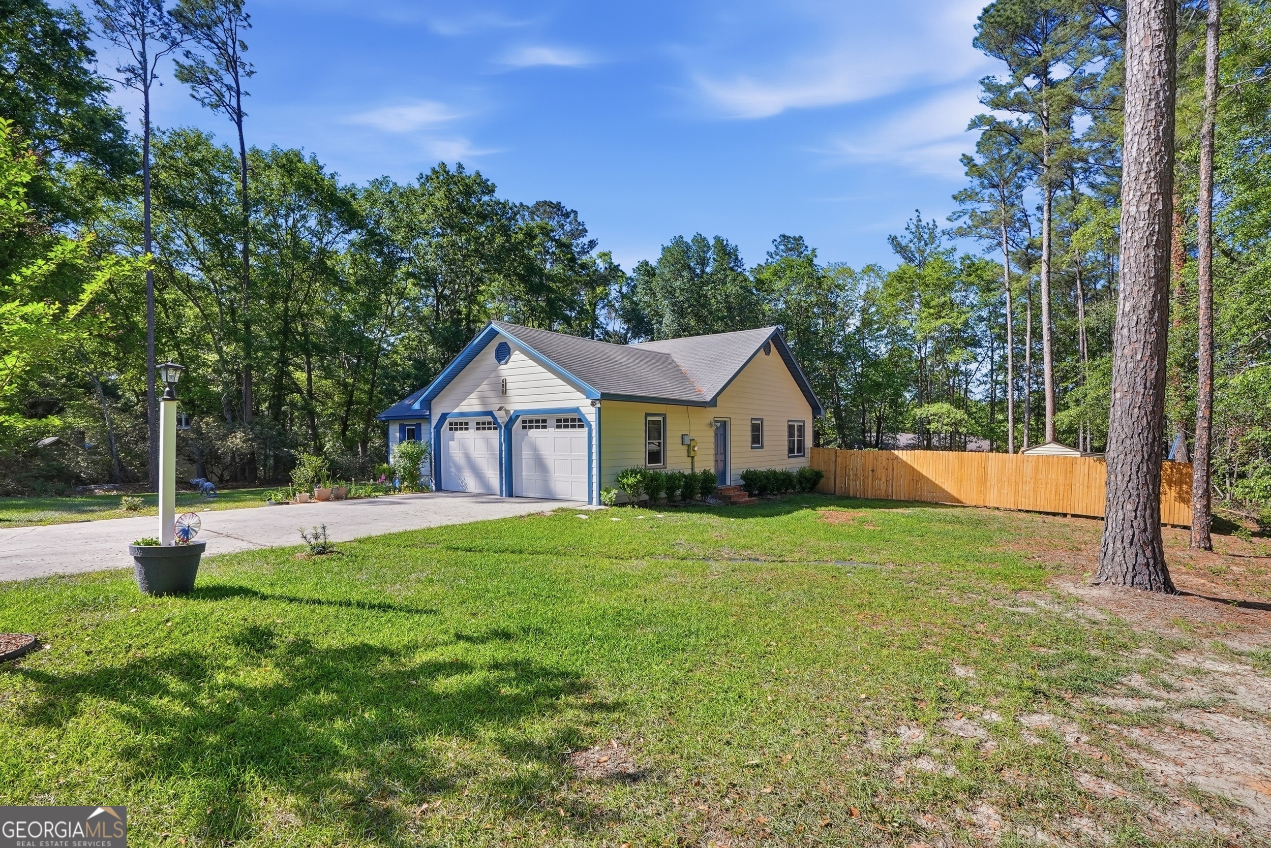 521 Pleasant Point Road Property Photo 2