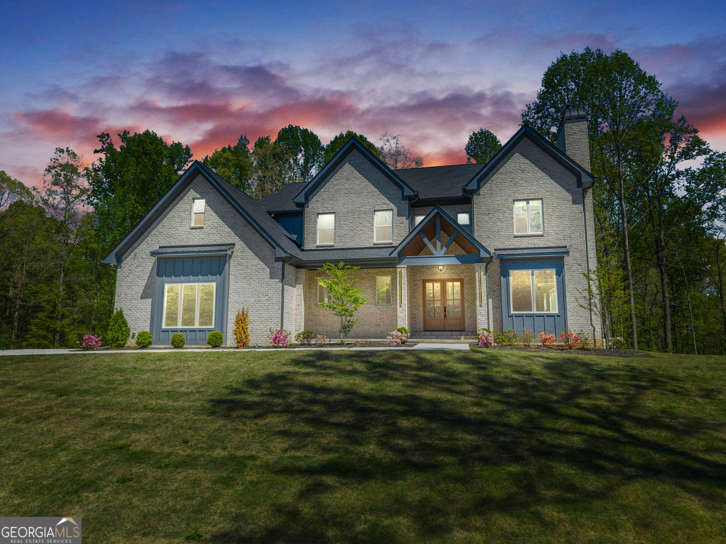 1136 Lexington Ridge Road Property Photo 2