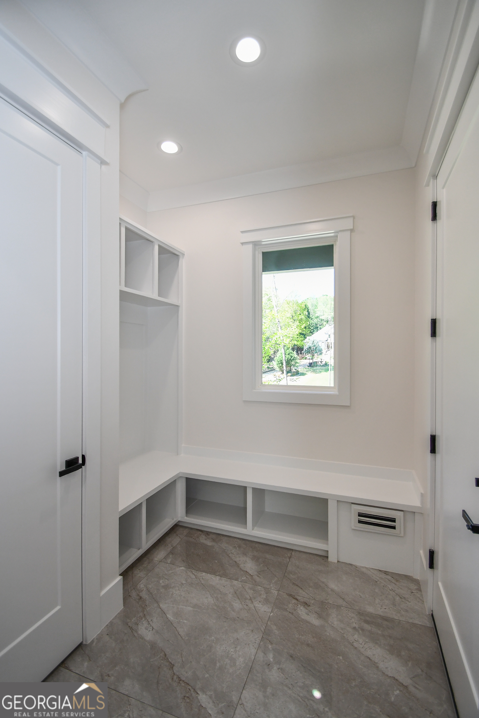 1136 Lexington Ridge Road Property Photo 14