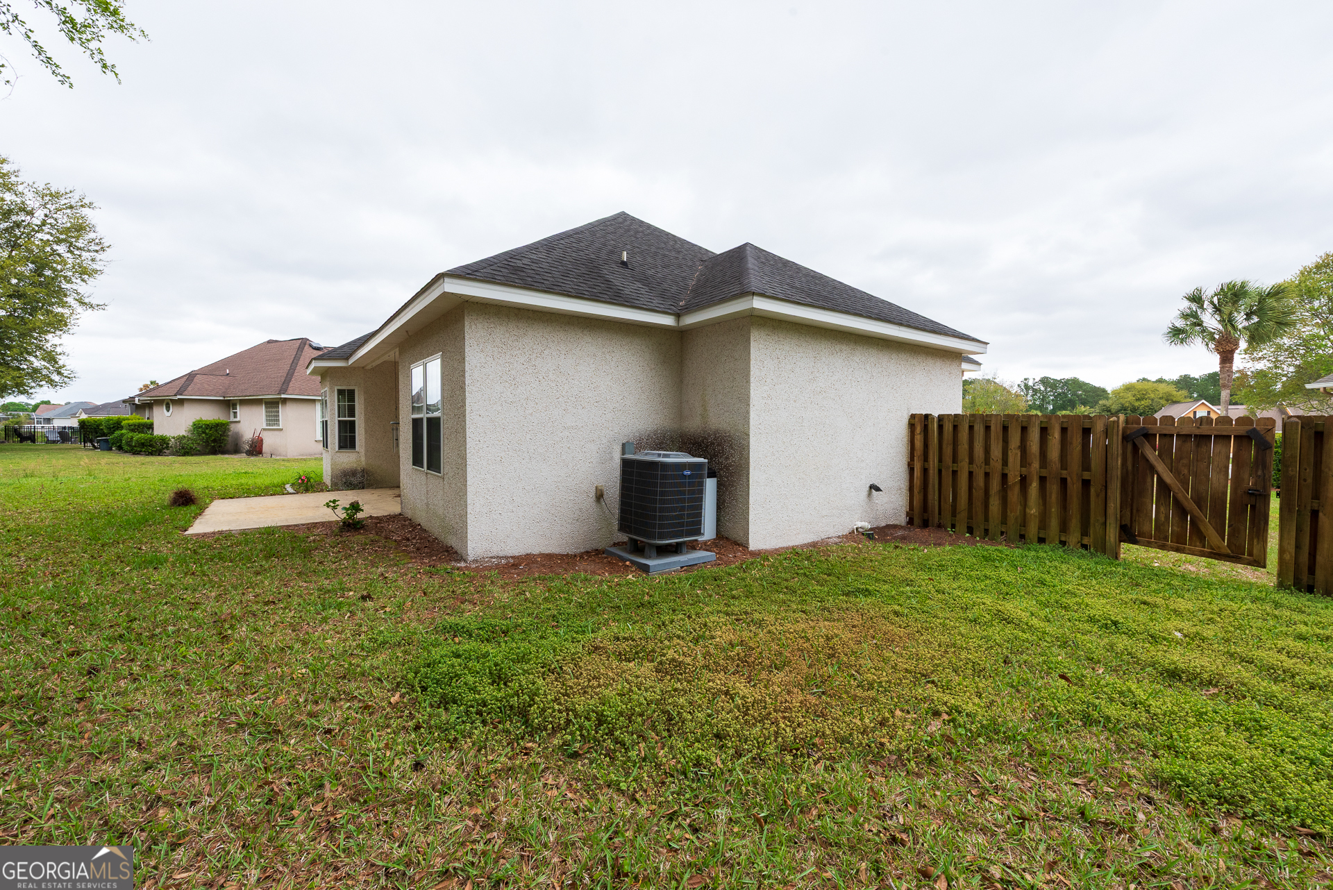 110 Lexington Way Property Photo 14