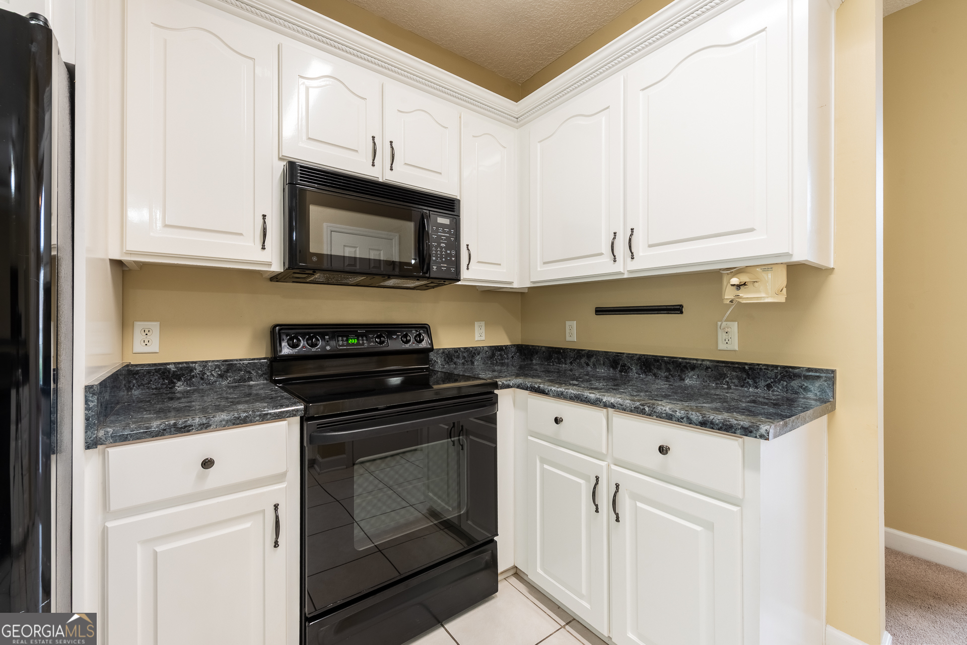 110 Lexington Way Property Photo 33