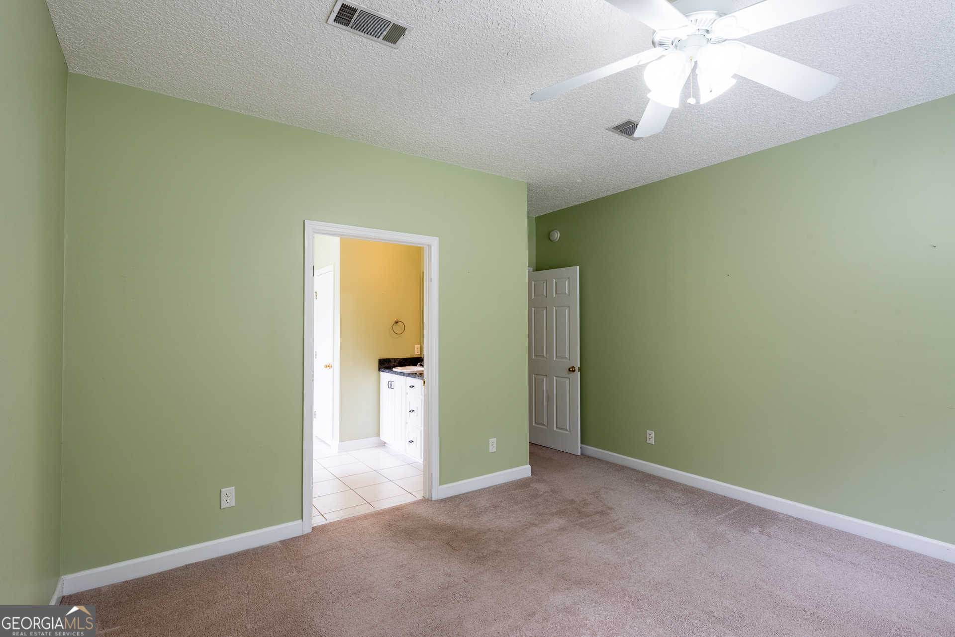 110 Lexington Way Property Photo 42