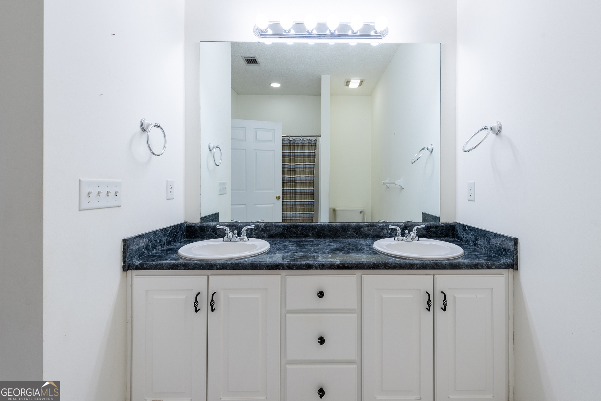 110 Lexington Way Property Photo 65