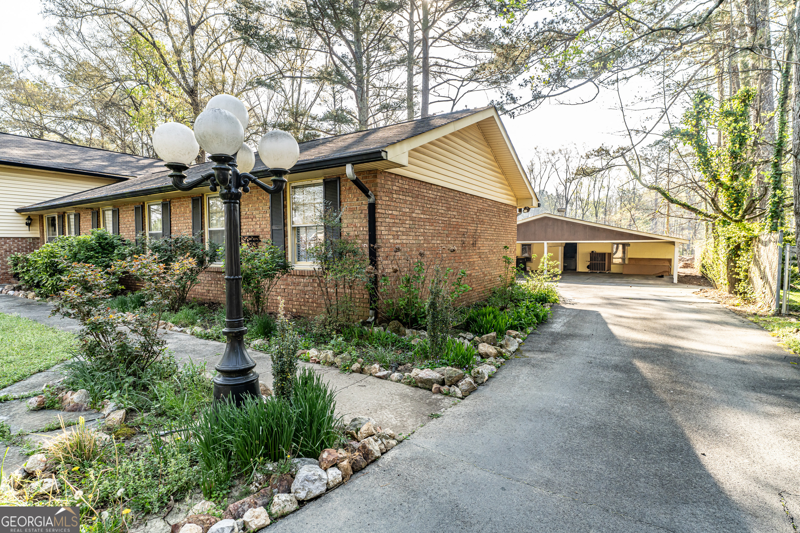 103 Rolling Oaks Drive Nw Property Photo 3
