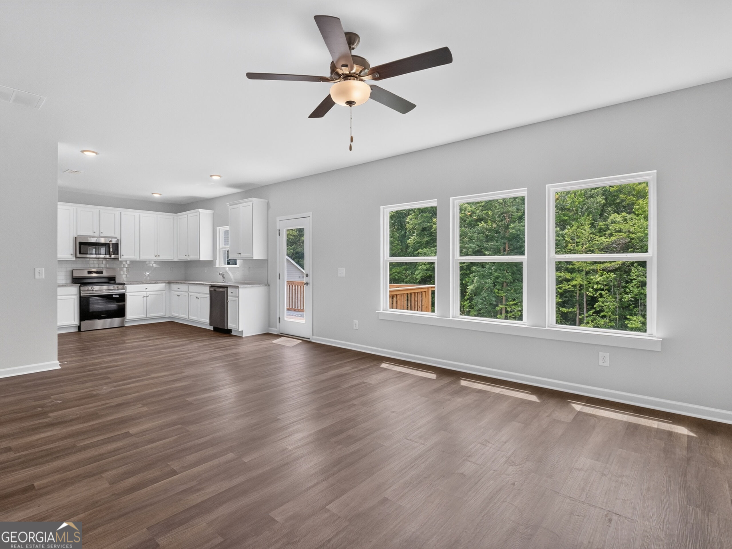 343 Shoals Trail Property Photo 5
