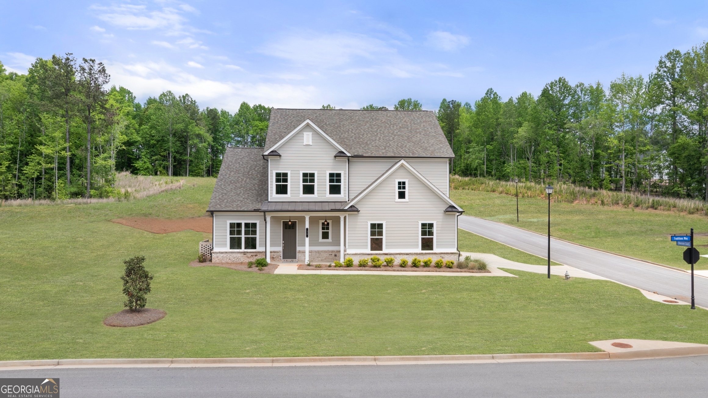 15 Overview Court Property Photo 1