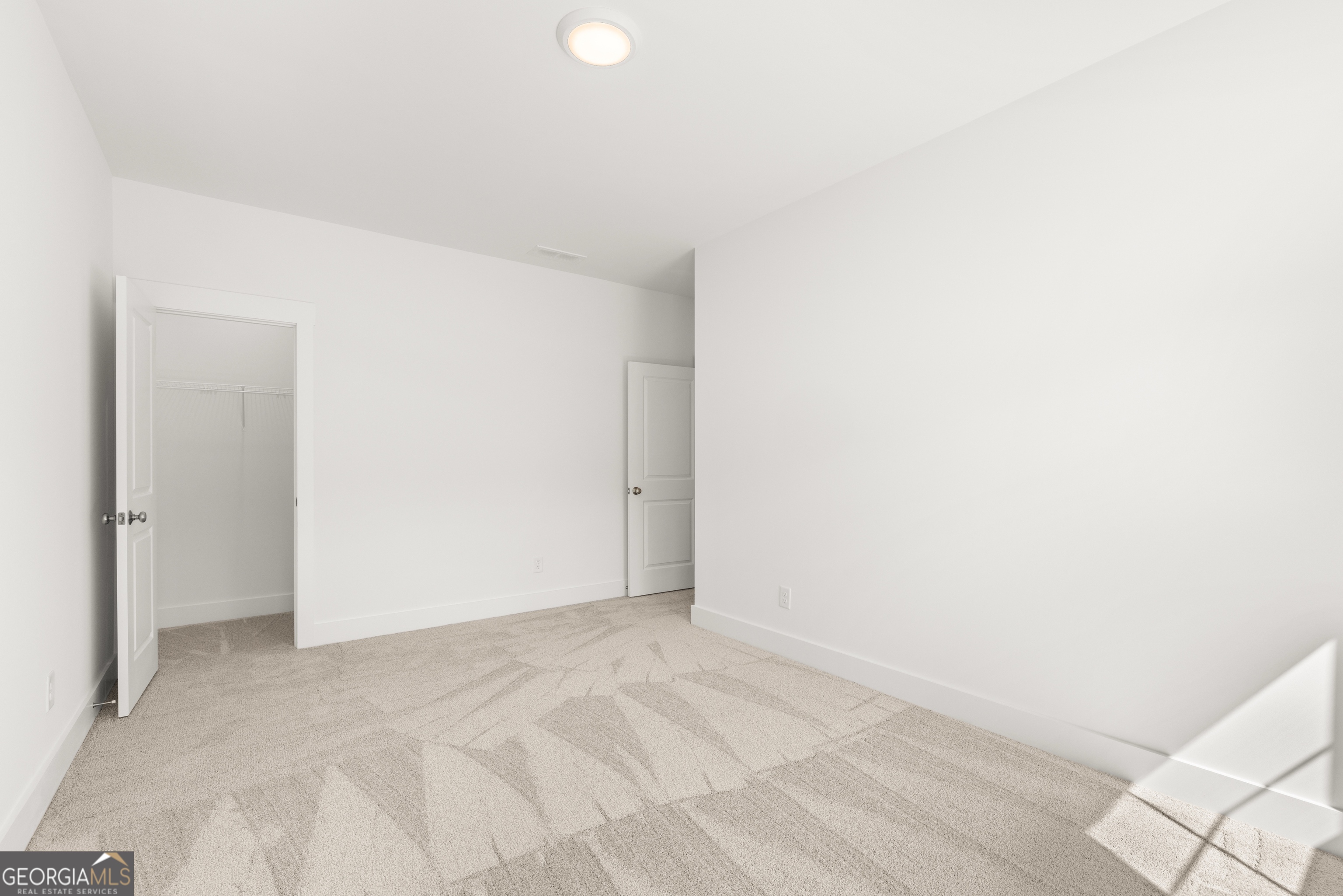 15 Overview Court Property Photo 32