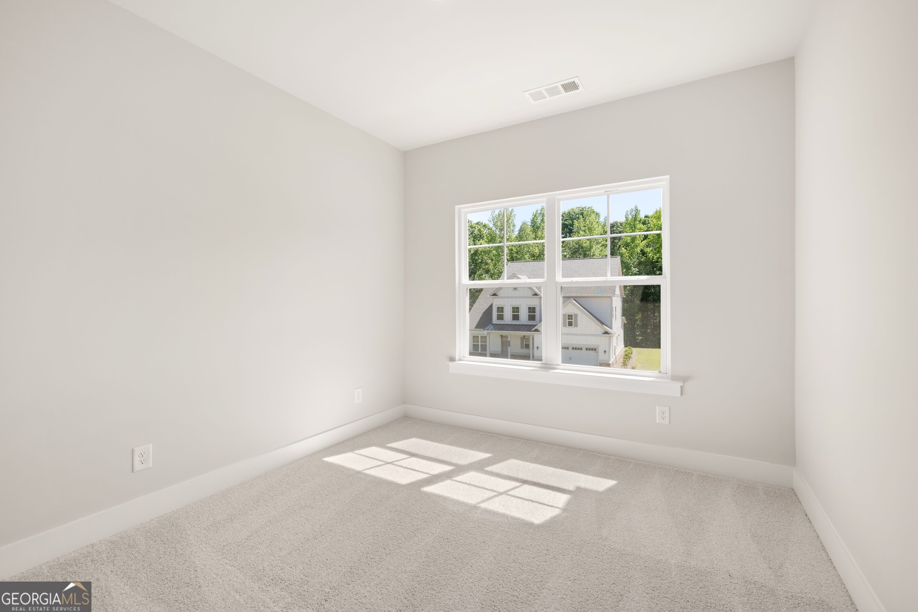 12 Overview Court Property Photo 26